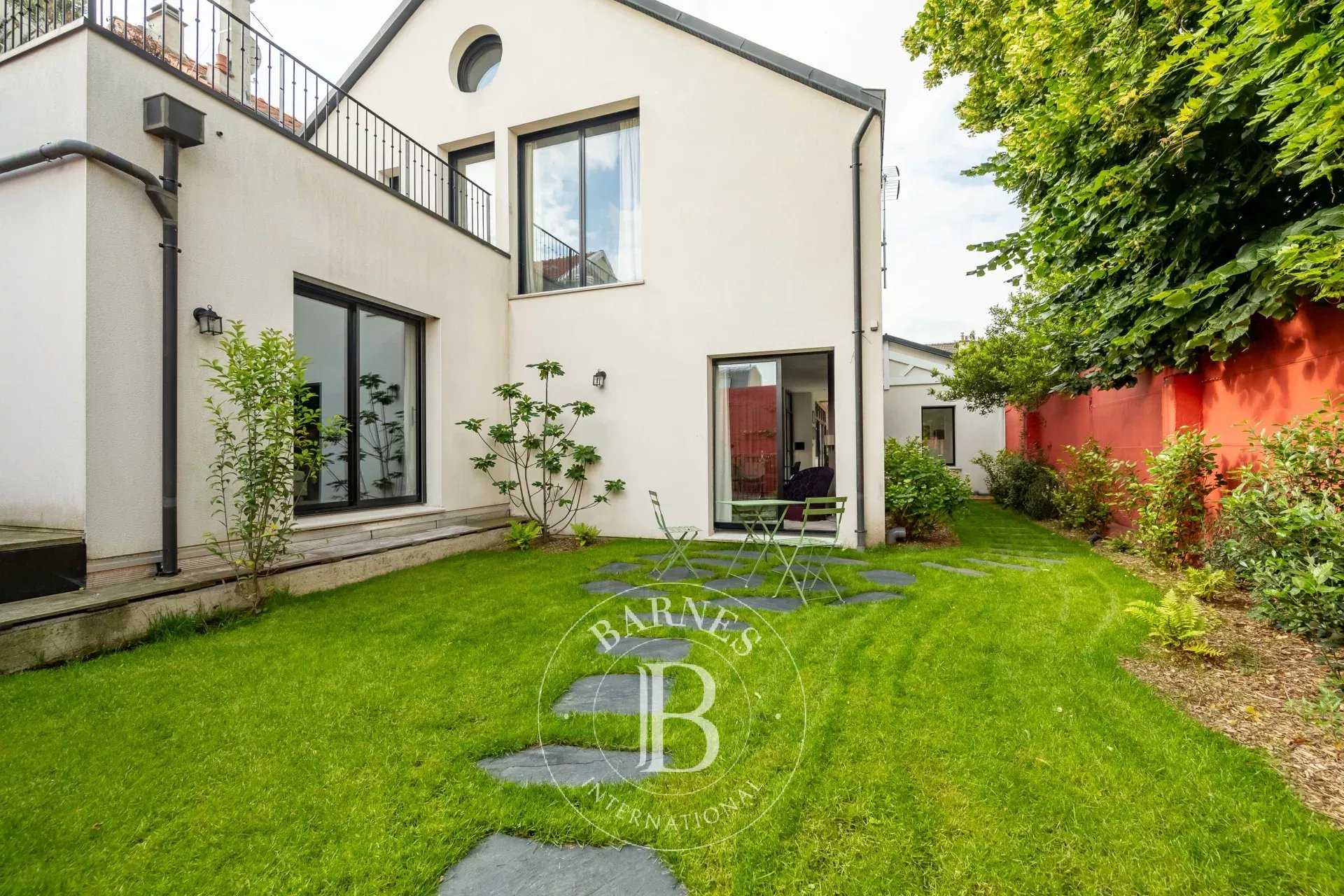 Bois-Colombes  - House 4 Bedrooms