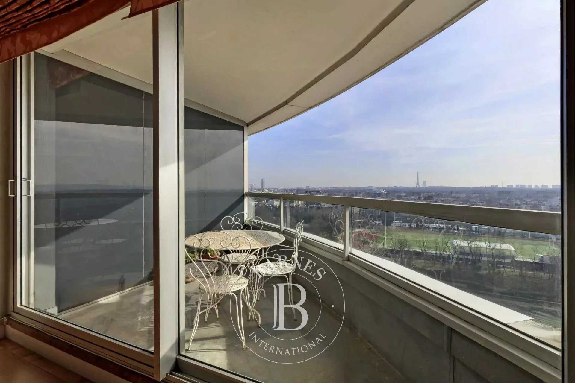 Puteaux  - Apartment 3 Bedrooms