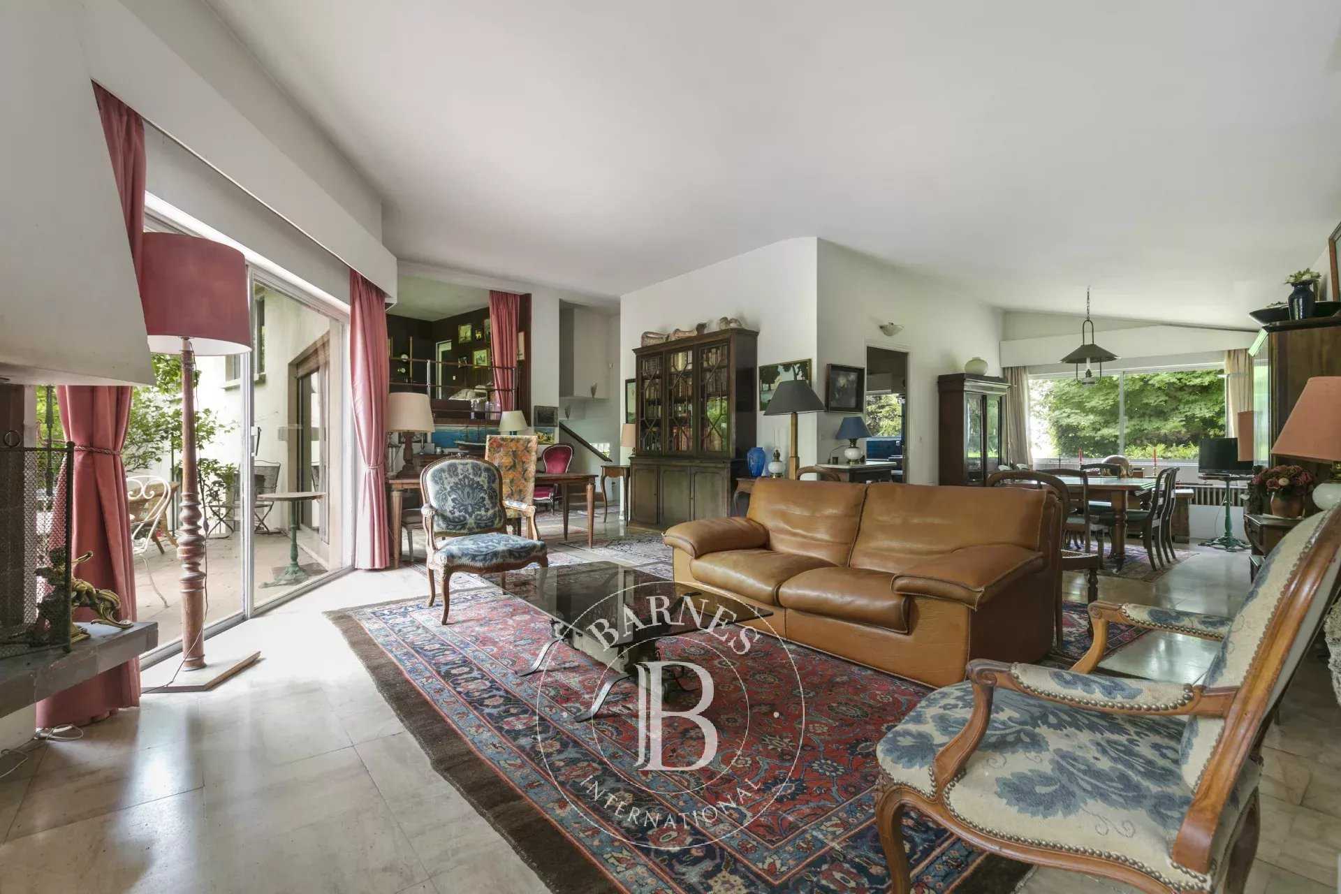 Rueil-Malmaison  - House 4 Bedrooms