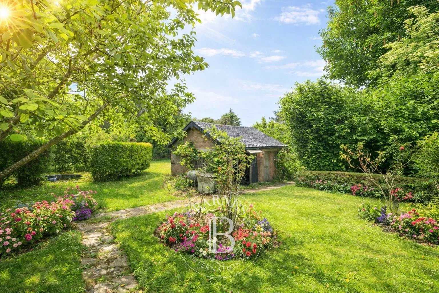 Rueil-Malmaison  - House 4 Bedrooms