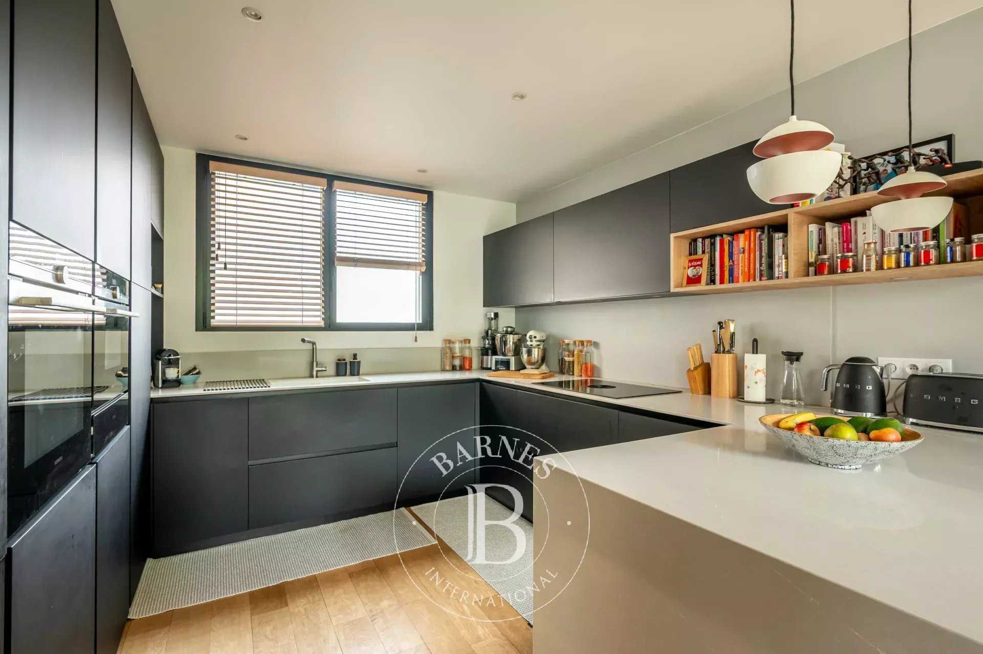 Asnières-sur-Seine  - Maison 6 Pièces 4 Chambres