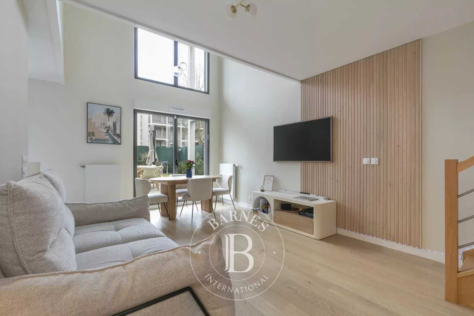 Rueil-Malmaison  - Apartment 3 Bedrooms