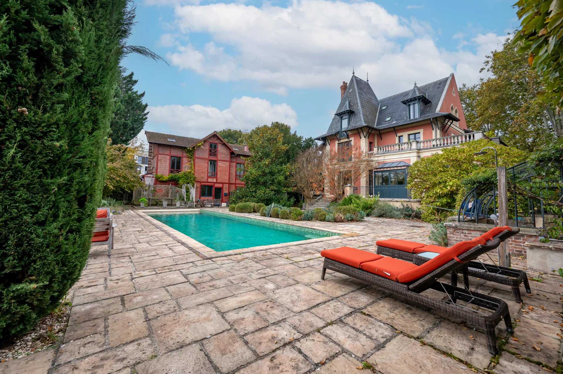 Rueil-Malmaison  - House 6 Bedrooms