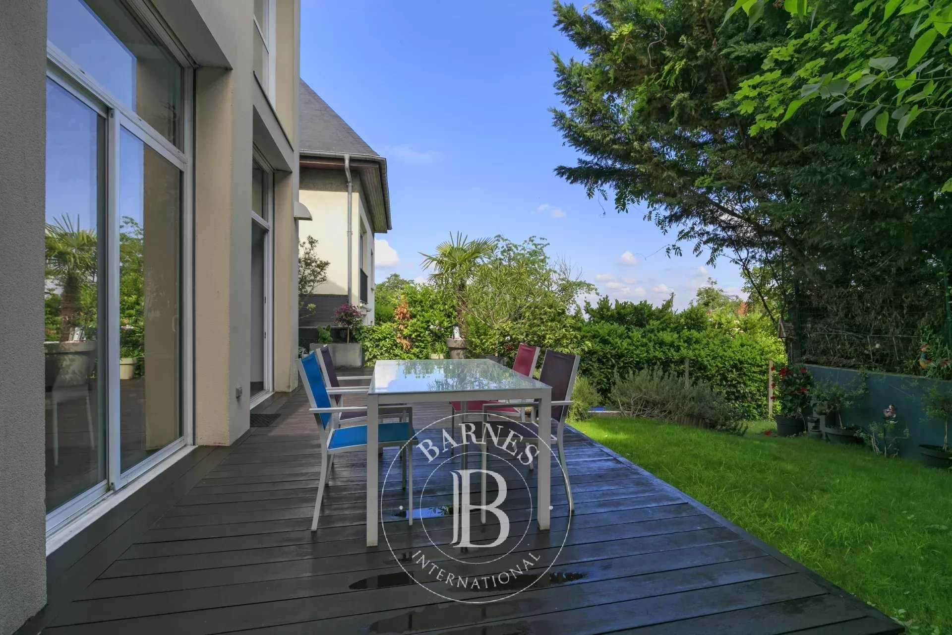 Rueil-Malmaison  - House 3 Bedrooms