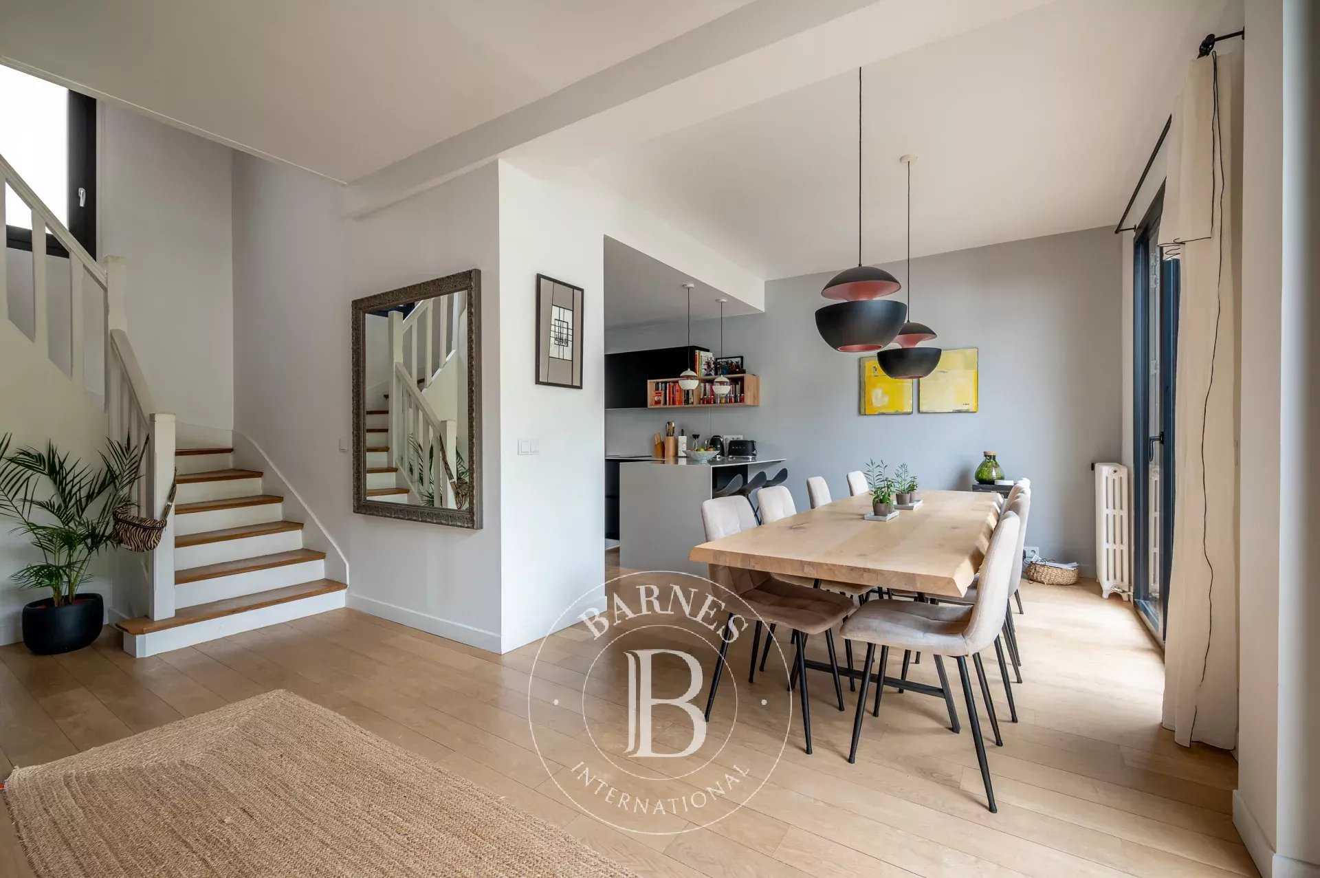 Asnières-sur-Seine  - House 4 Bedrooms