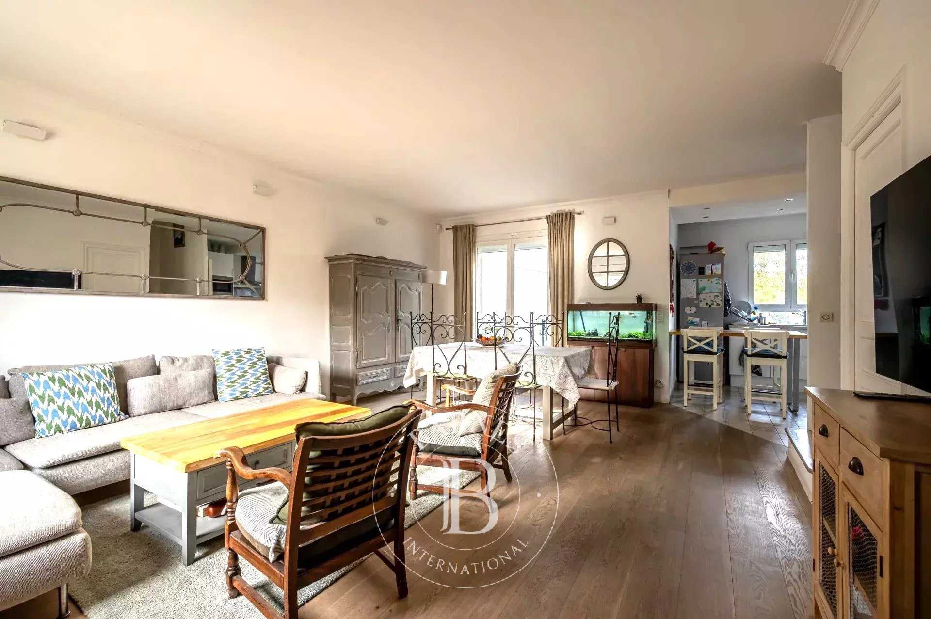 Colombes  - House 4 Bedrooms