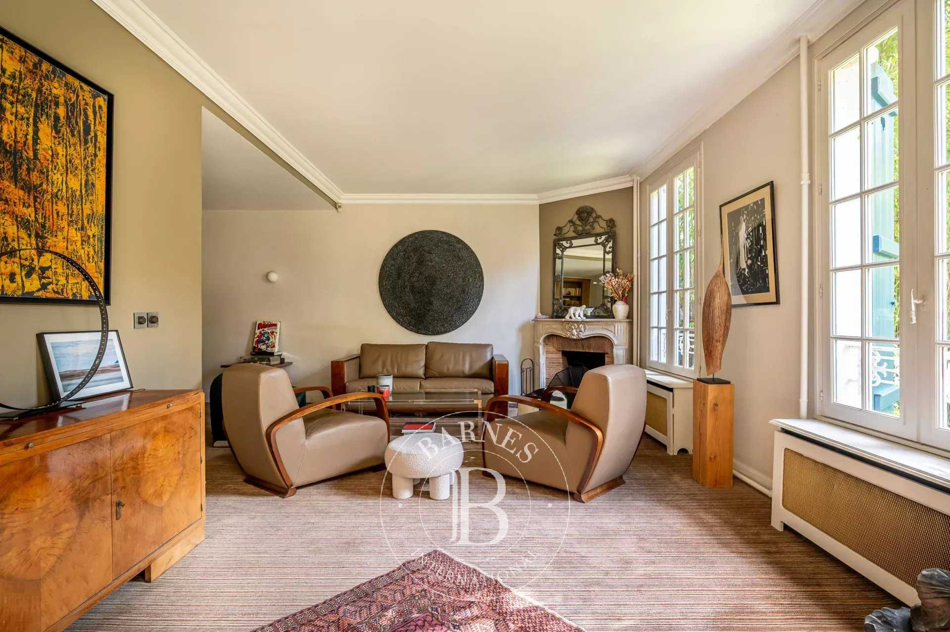 Asnières-sur-Seine  - House 5 Bedrooms