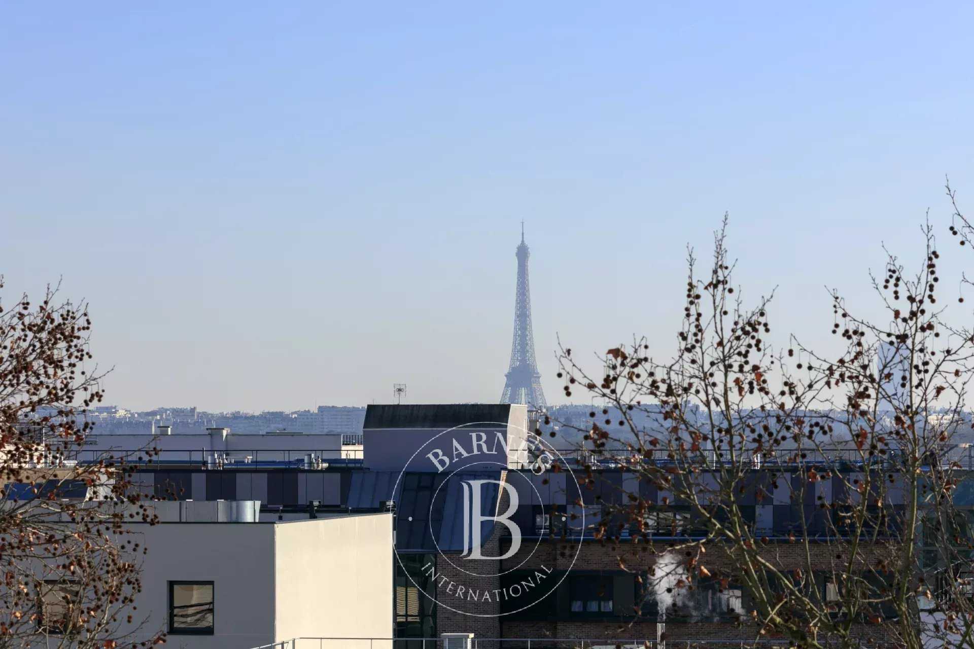 Suresnes  - Duplex 5 Pi&egrave;ces 3 Chambres