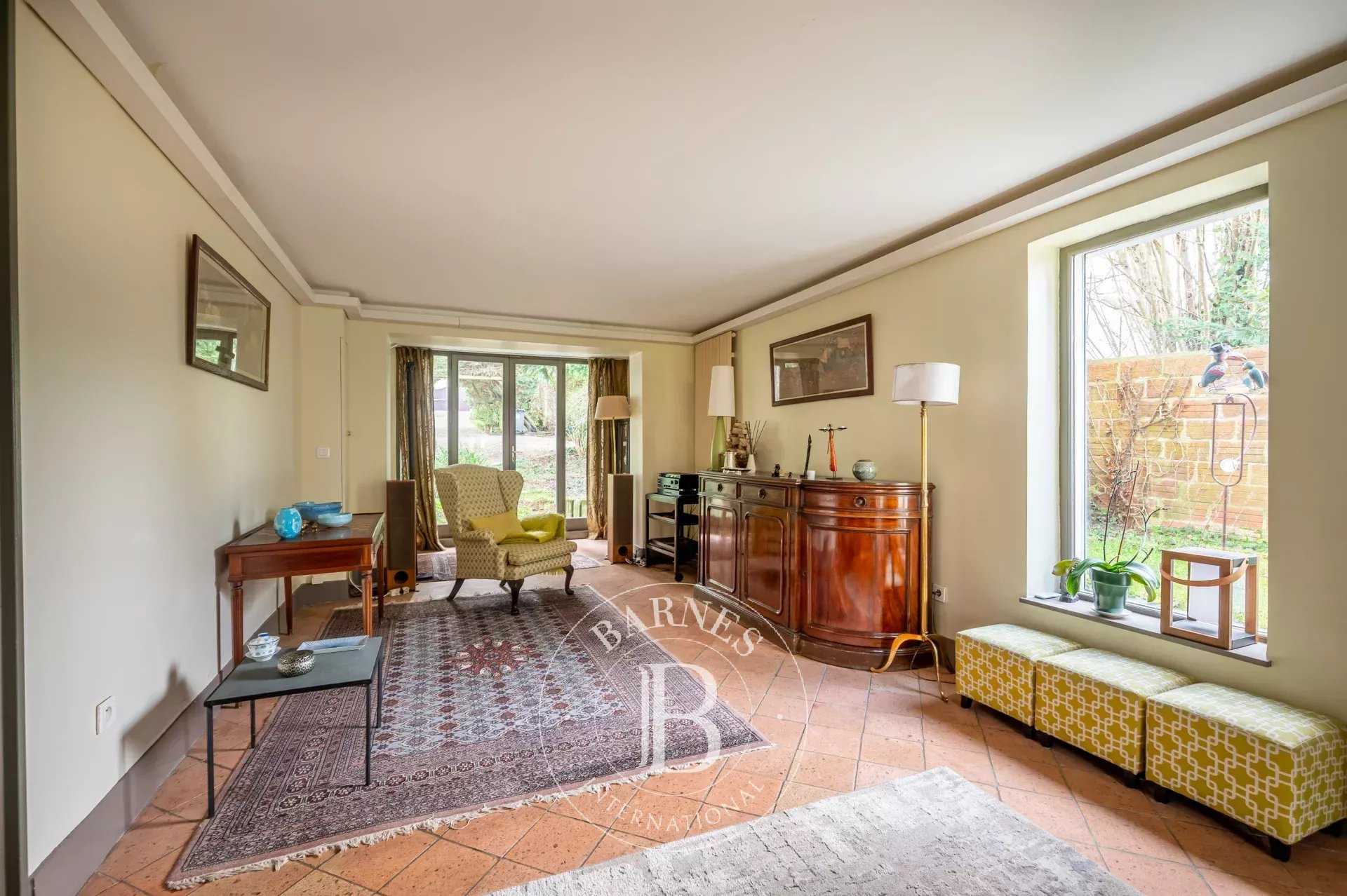 Rueil-Malmaison  - House 6 Bedrooms