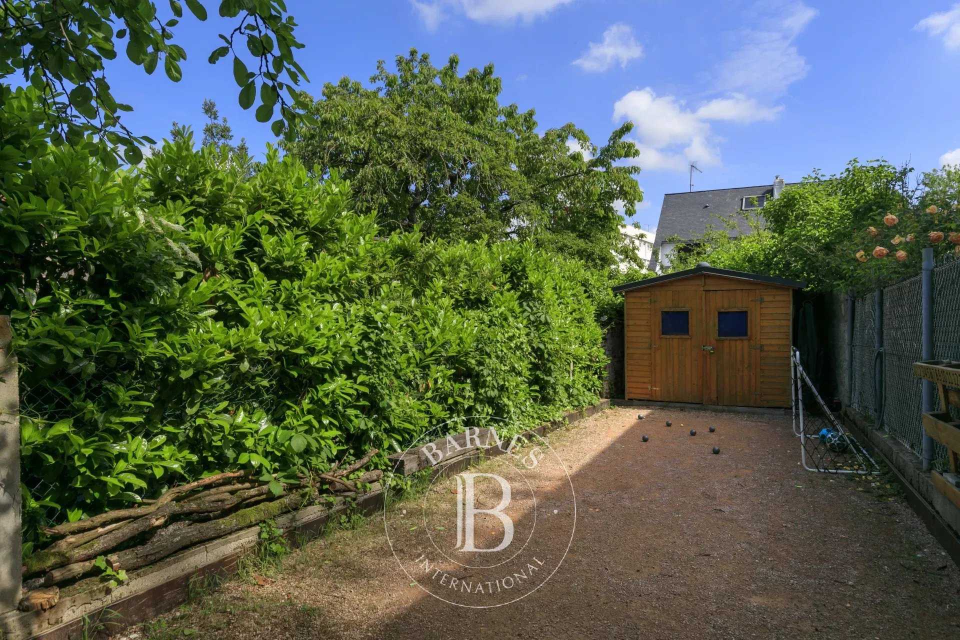 Rueil-Malmaison  - House 3 Bedrooms