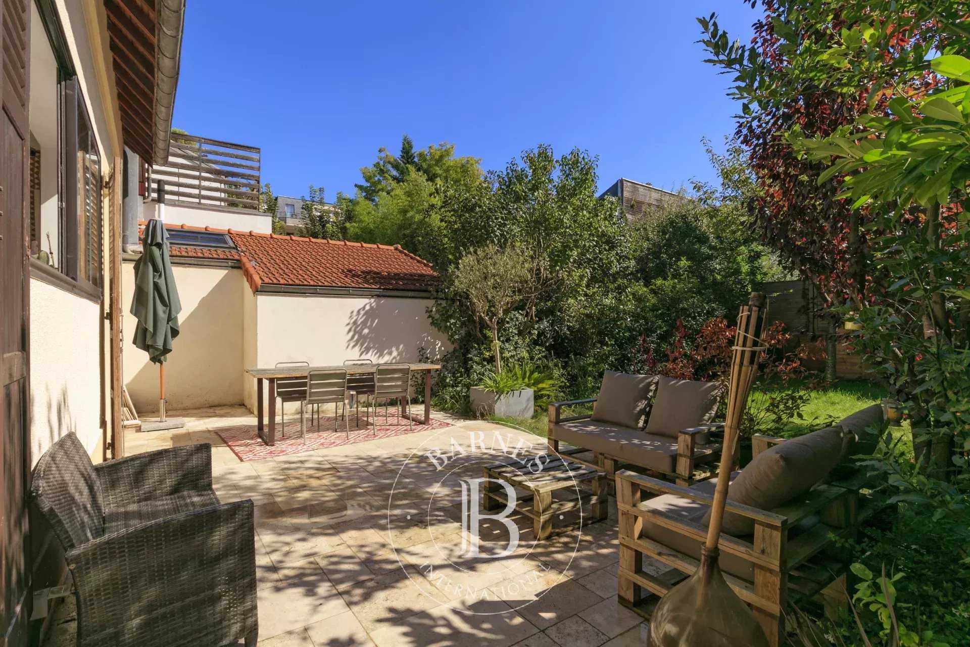 La Garenne-Colombes  - Maison 5 Pi&egrave;ces 2 Chambres