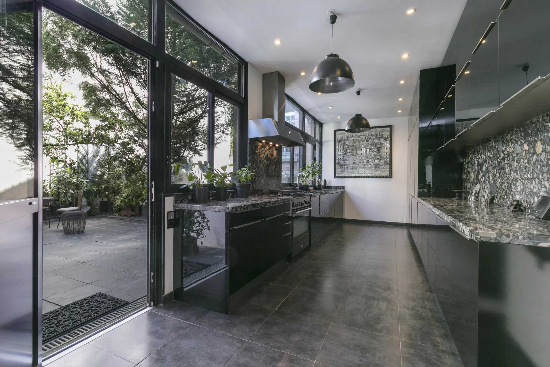 La Garenne-Colombes  - Maison 10 Pièces 6 Chambres
