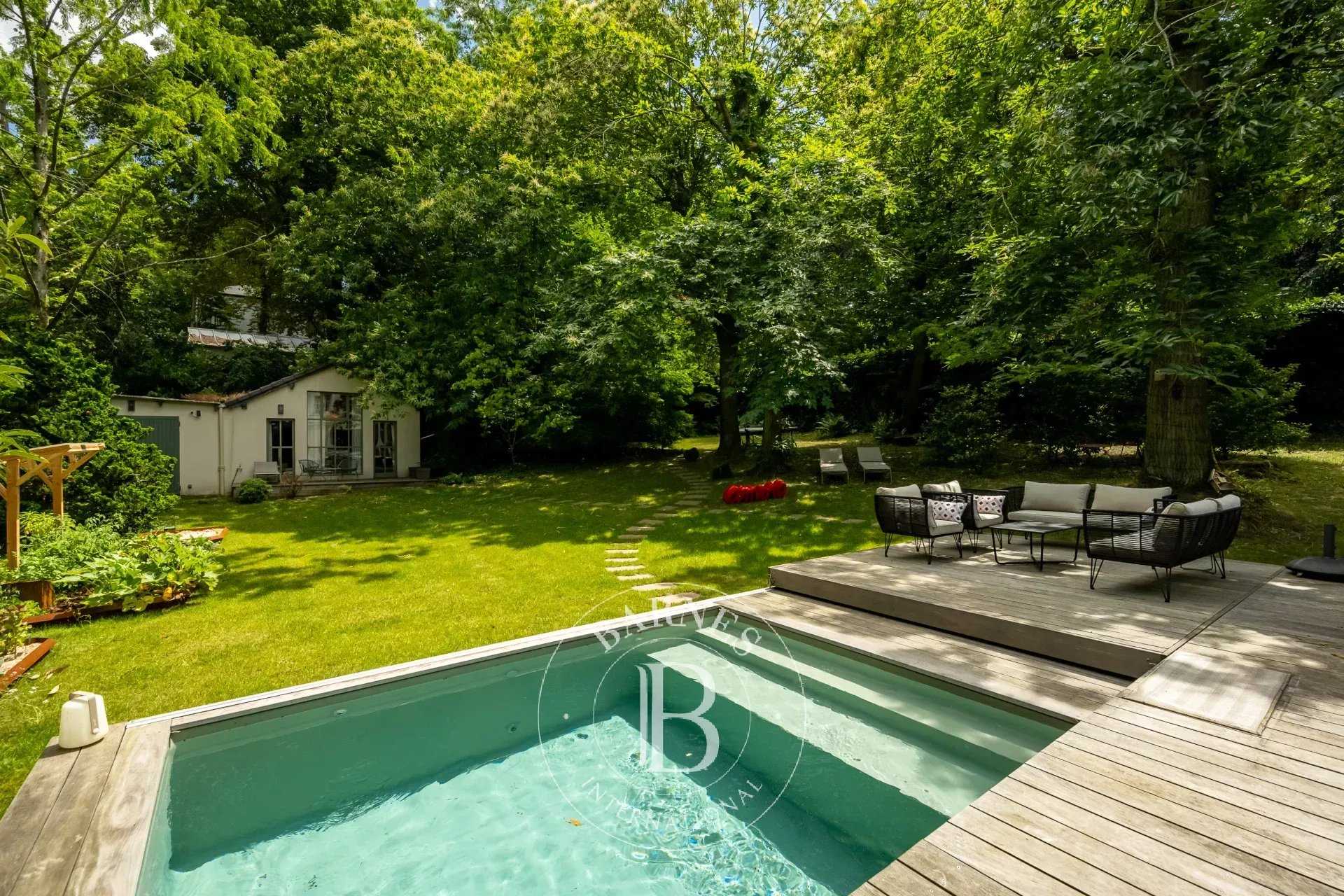Rueil-Malmaison  - House 2 Bedrooms