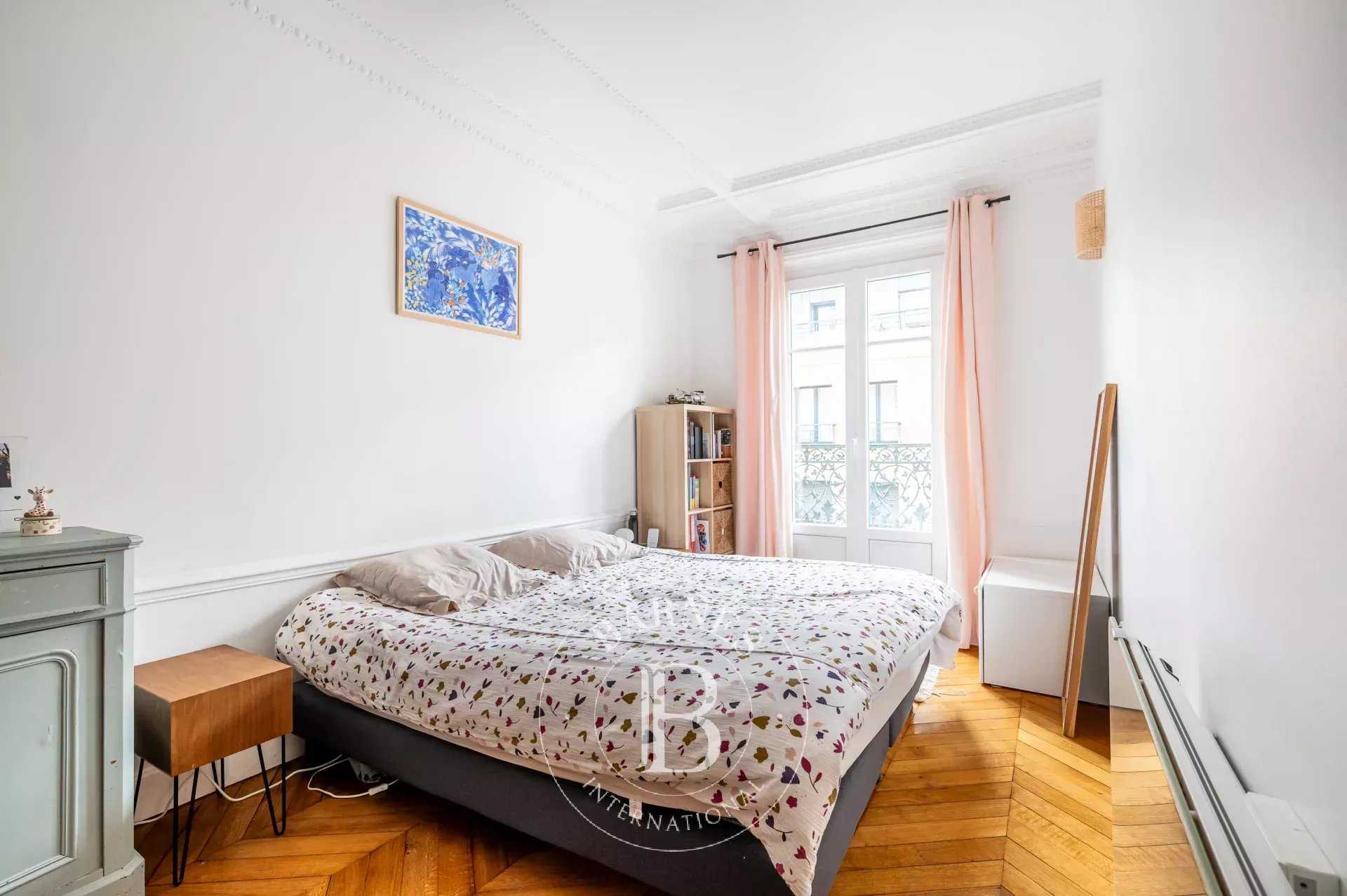 Asnières-sur-Seine  - Appartement 4 Pièces 2 Chambres
