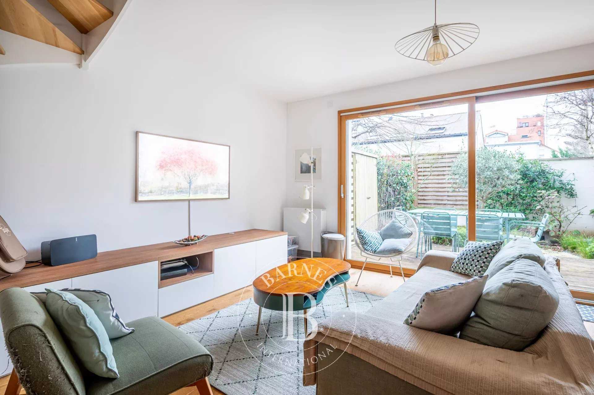 Courbevoie  - House 4 Bedrooms