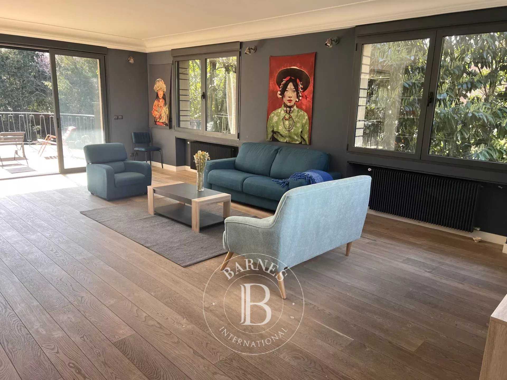 Rueil-Malmaison  - Maison 9 Pi&egrave;ces 7 Chambres