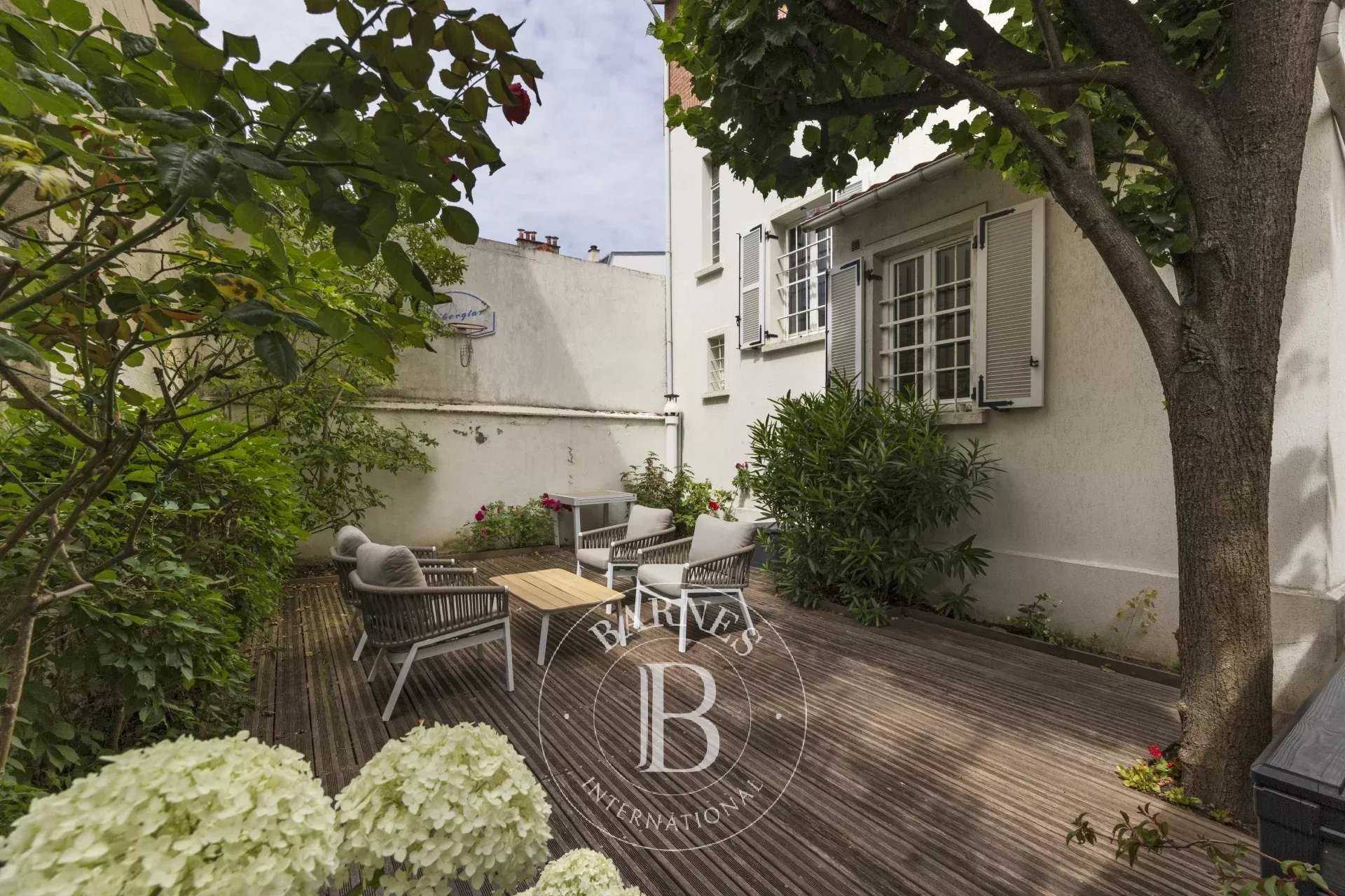 Maison La Garenne-Colombes  -  ref 87101033 (picture 2)
