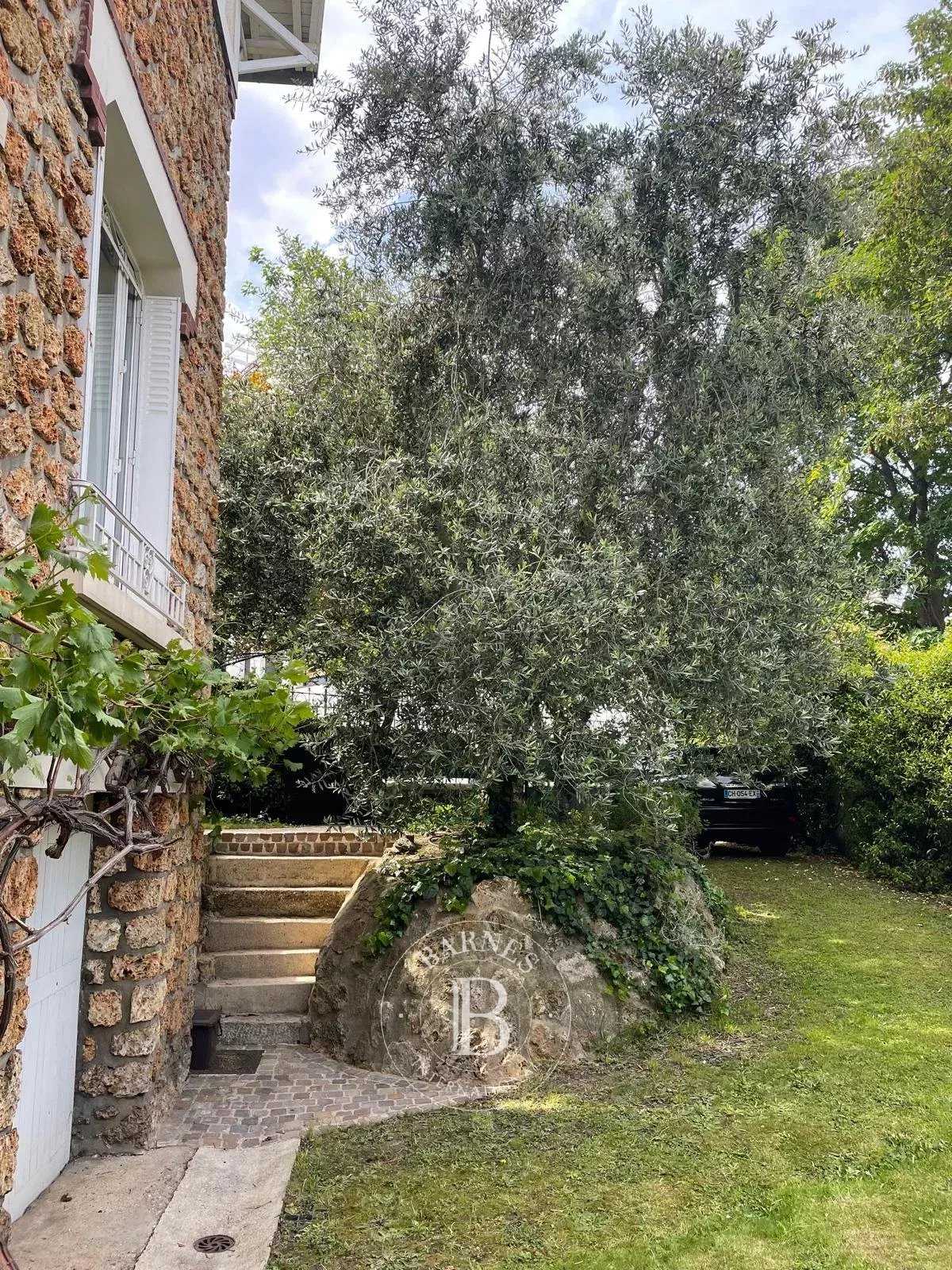 Maison Asnières-sur-Seine  -  ref 85630384 (picture 1)