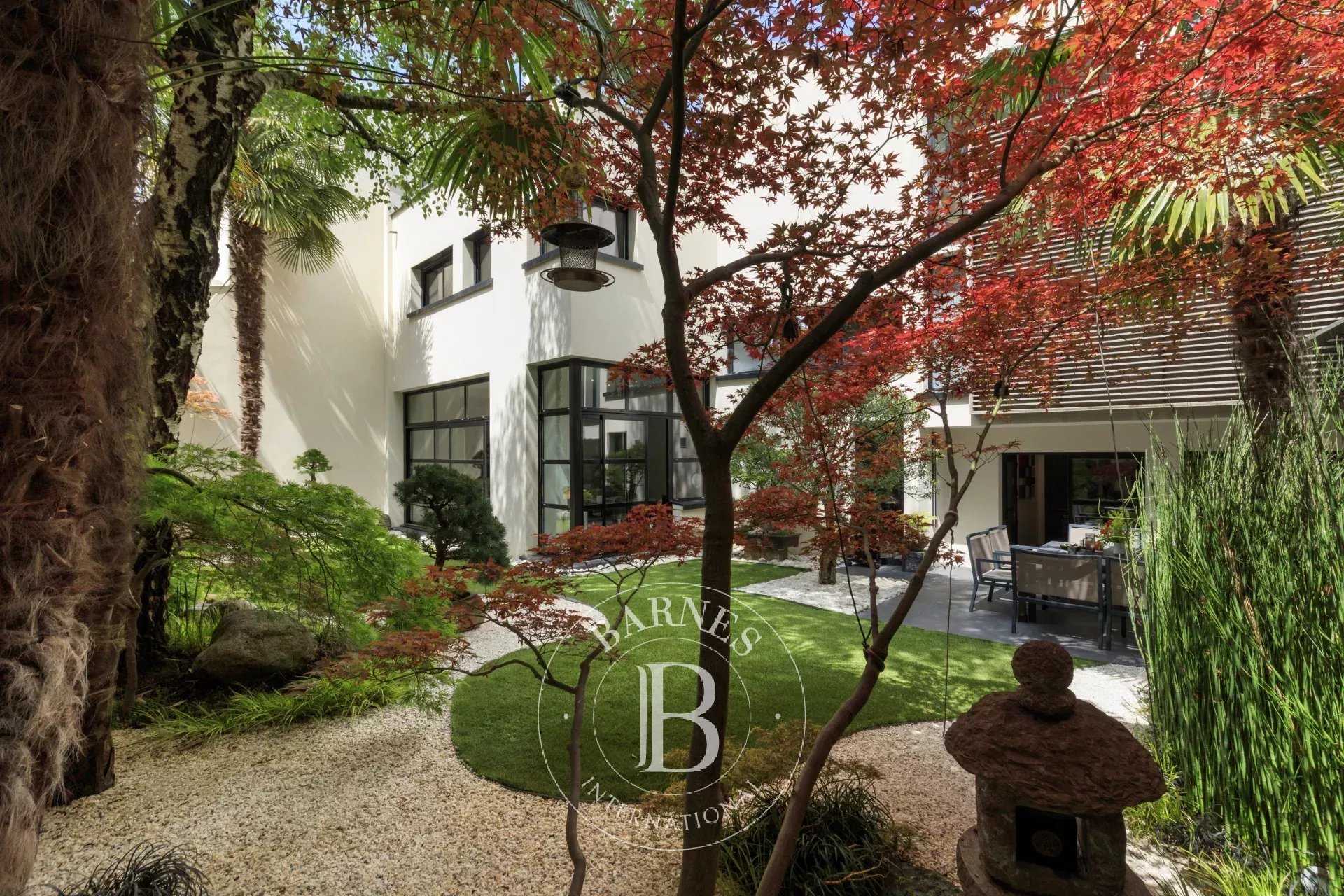 Casa Suresnes  -  ref 85046164 (picture 1)
