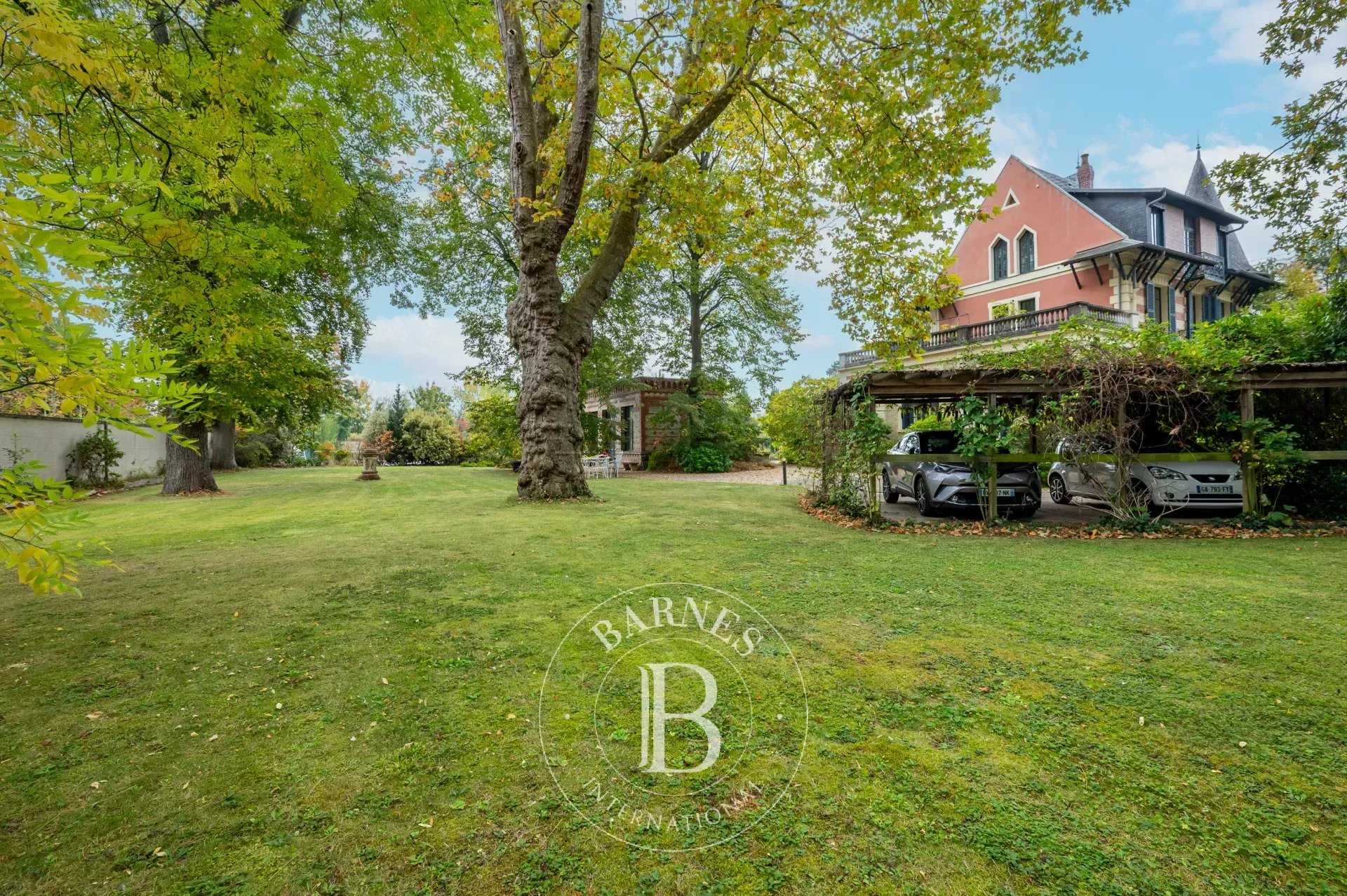 Maison Rueil-Malmaison  -  ref 86359197 (picture 1)