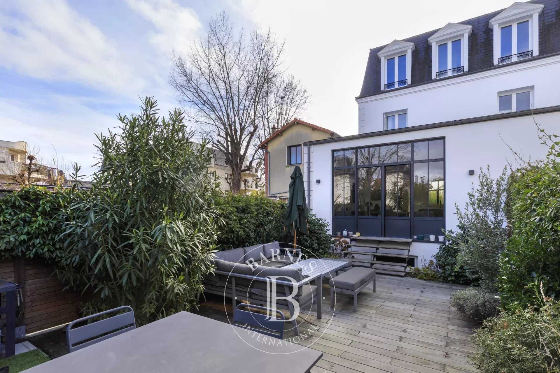 Casa Bois-Colombes  -  ref 84008225 (picture 1)