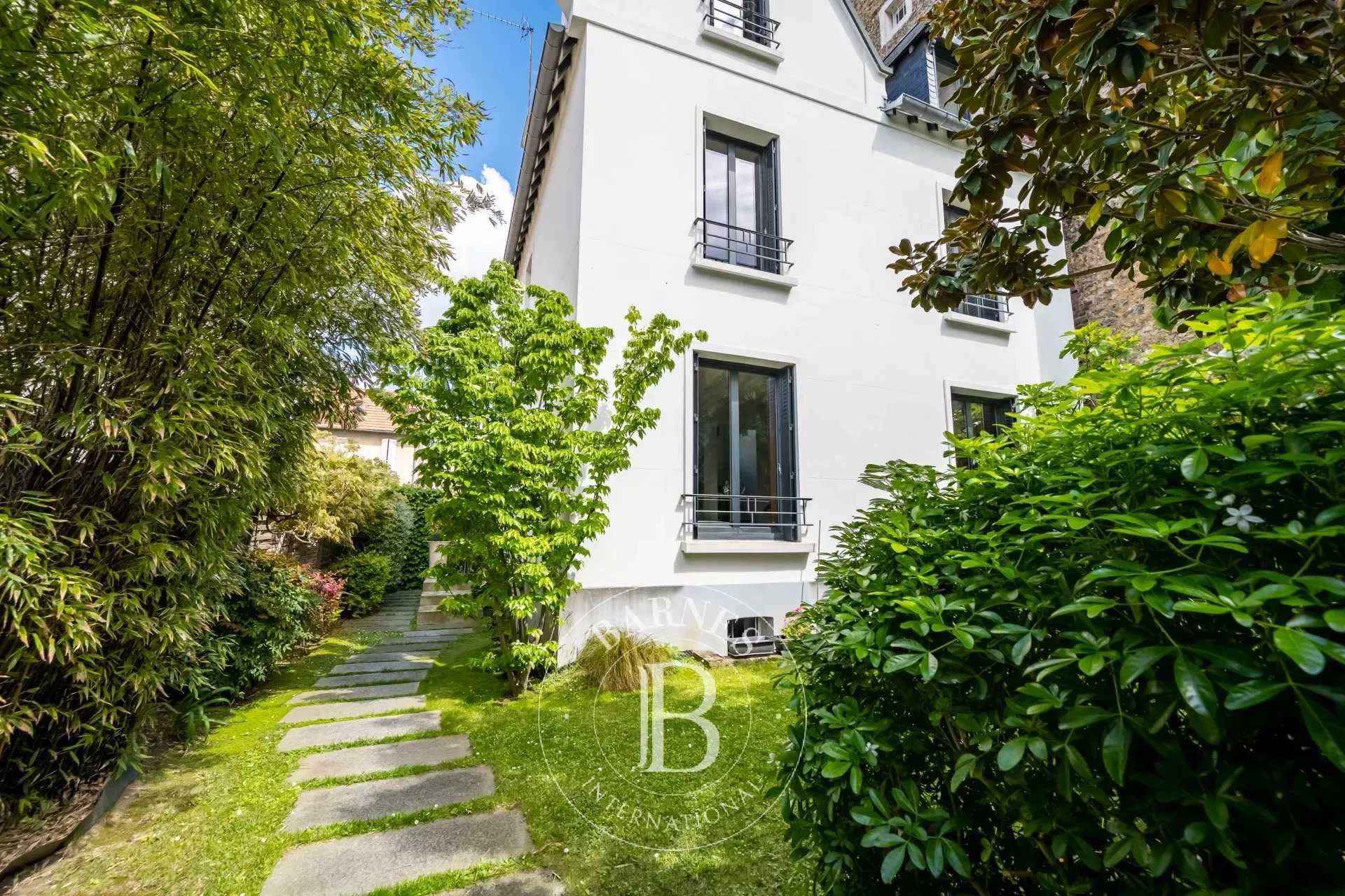 House Asnières-sur-Seine  -  ref 82564449 (picture 1)