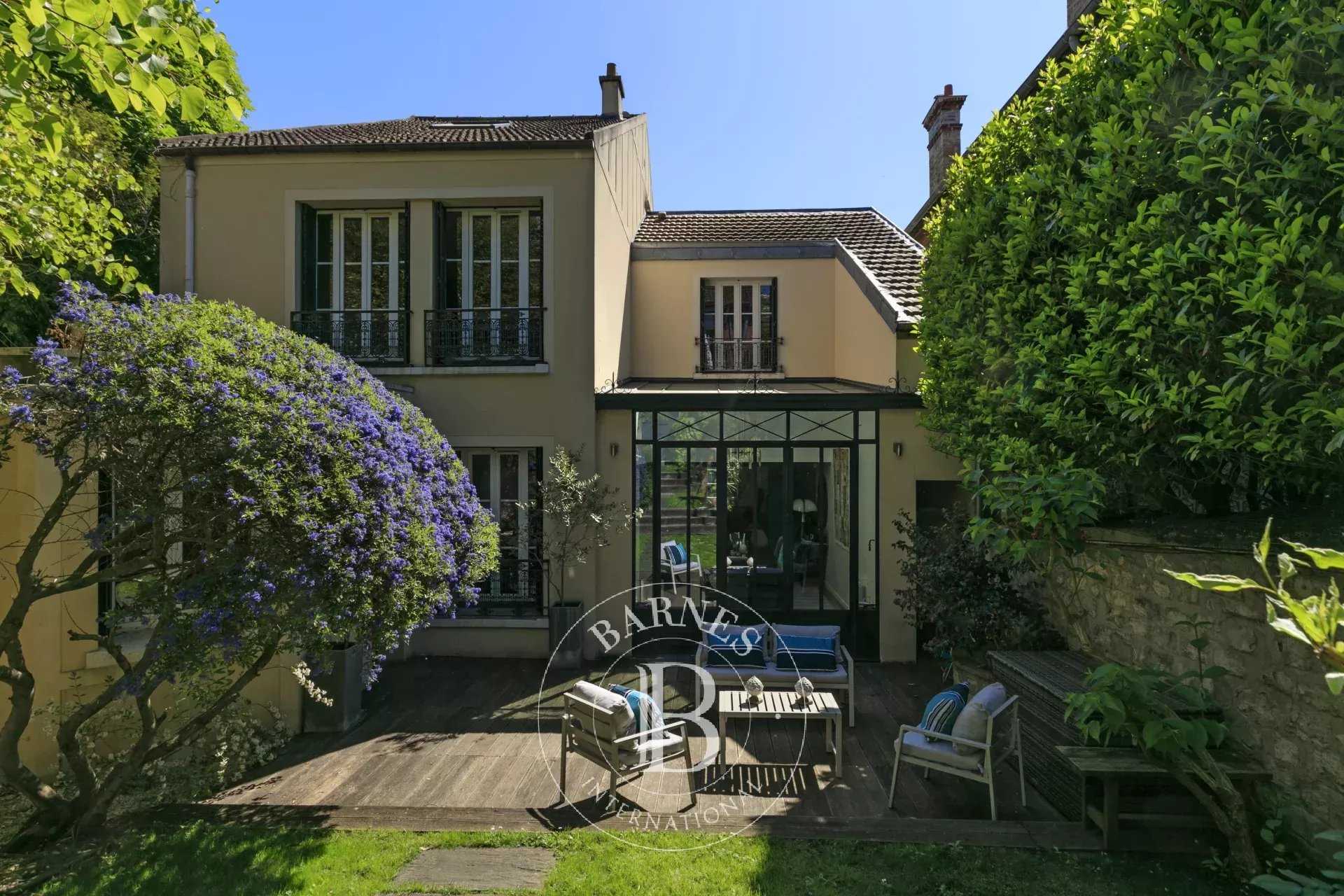 House Suresnes  -  ref 86777732 (picture 2)