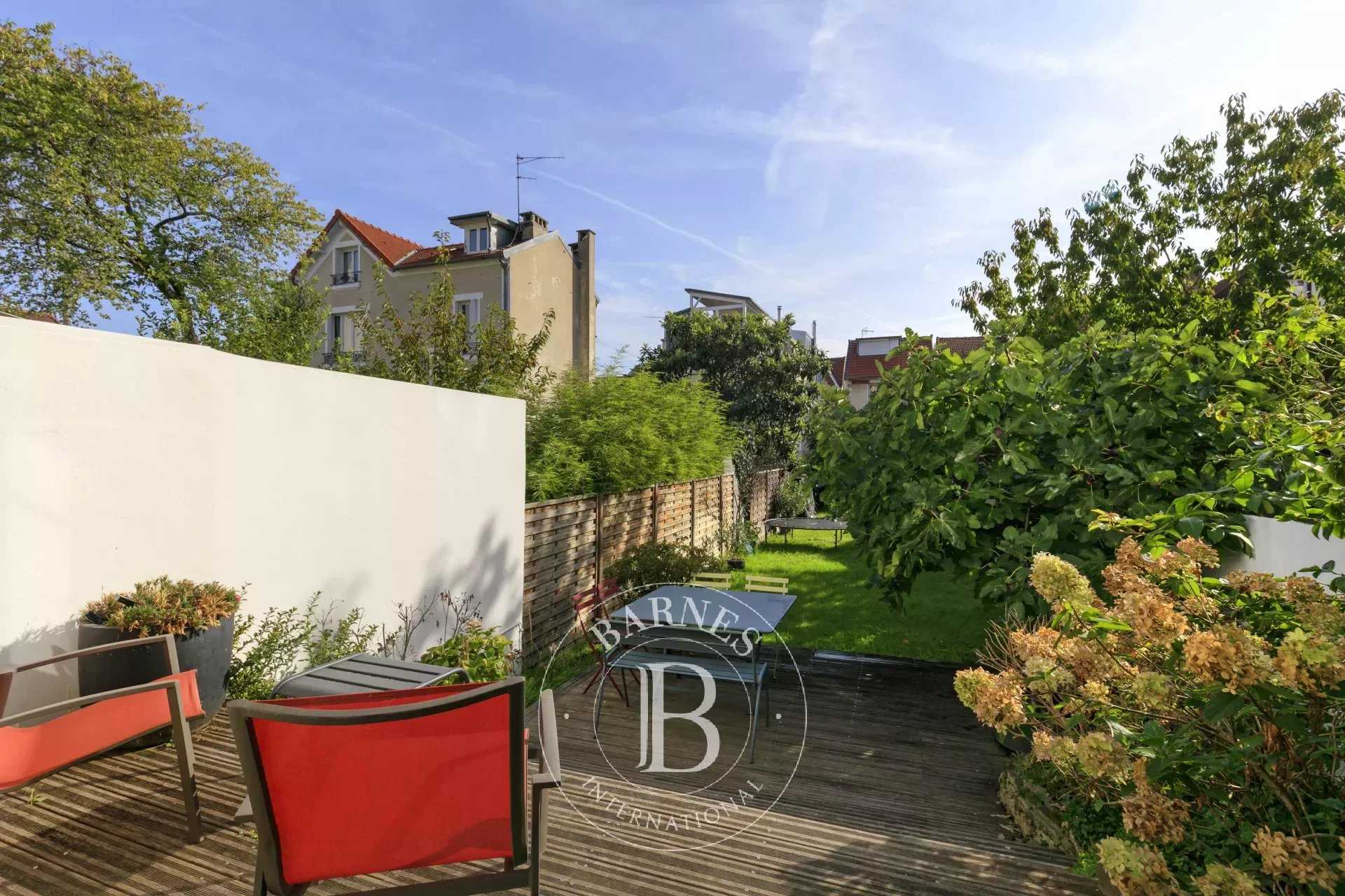 House Colombes  -  ref 84536973 (picture 1)