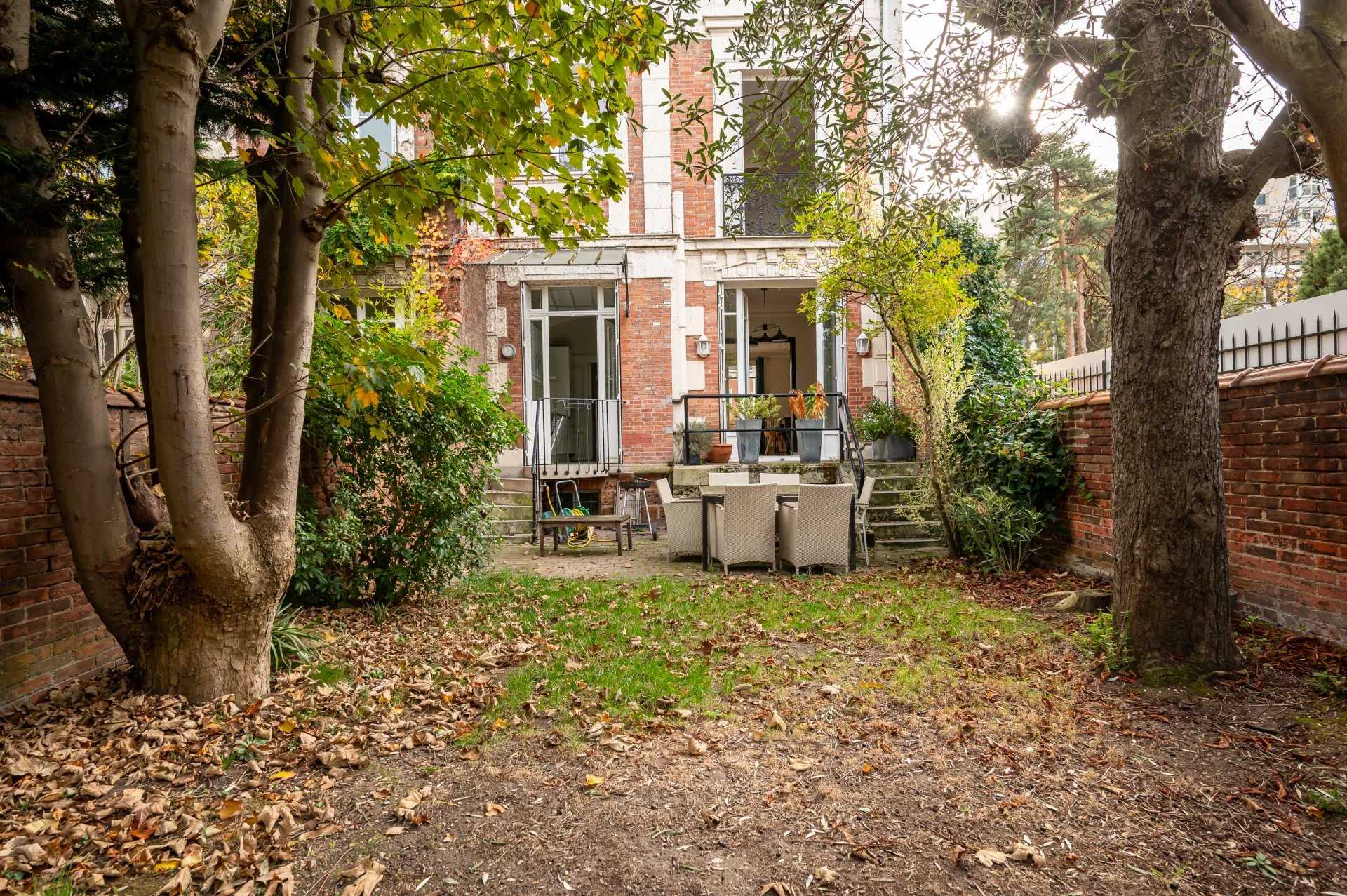 Mansion Courbevoie  -  ref 86280805 (picture 1)