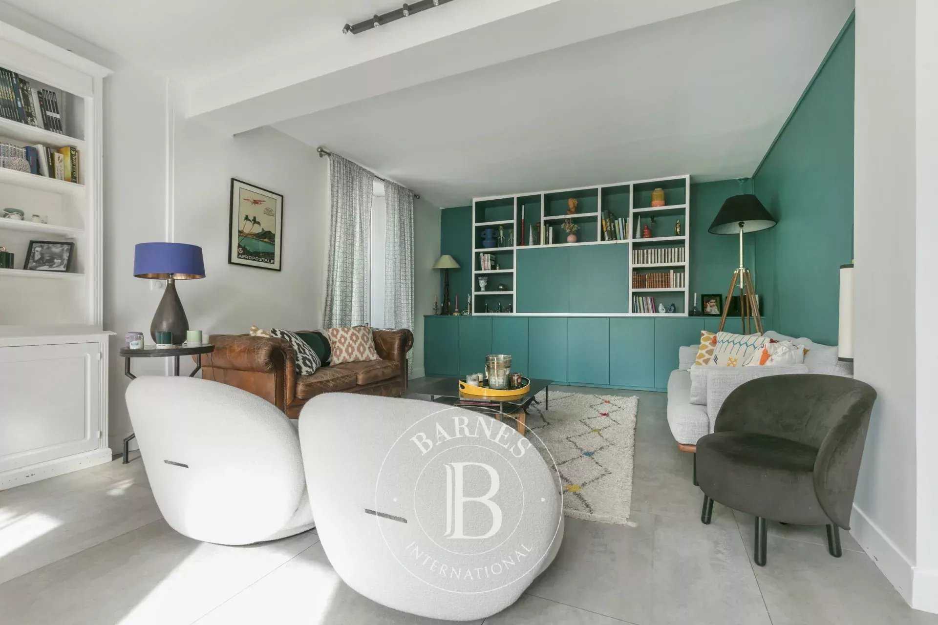 Maison Suresnes  -  ref 86778833 (picture 2)