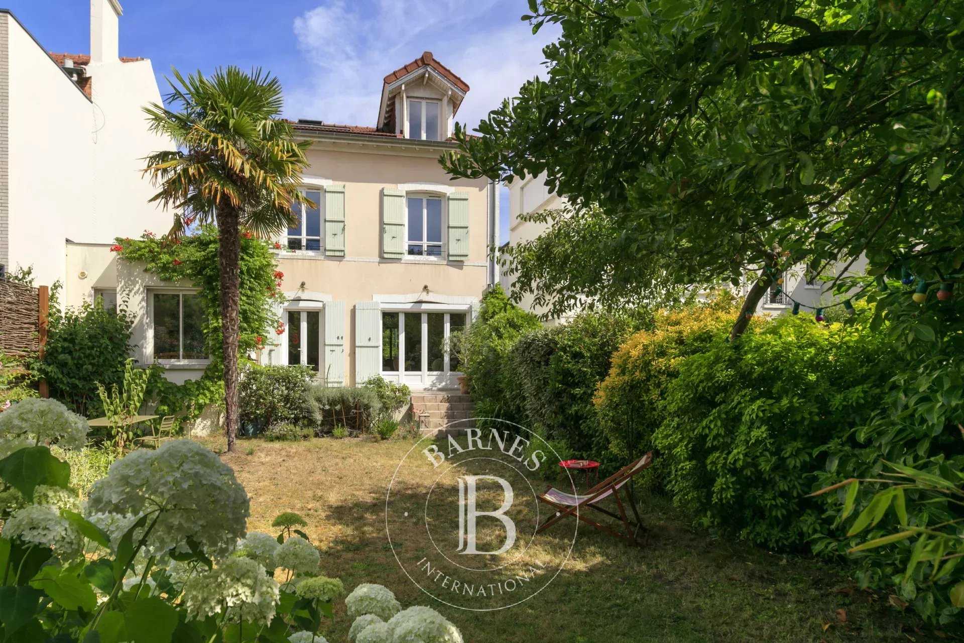 Maison Asnières-sur-Seine  -  ref 86018223 (picture 1)