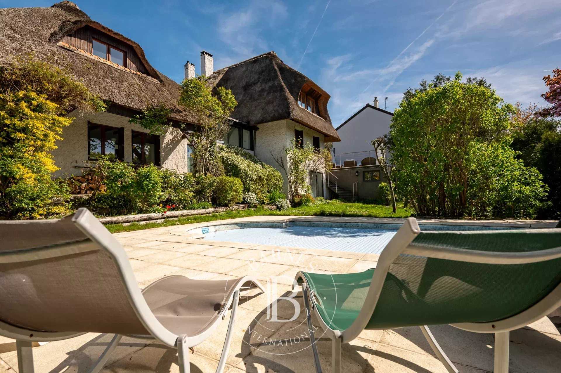 Casa Rueil-Malmaison  -  ref 85762127 (picture 3)