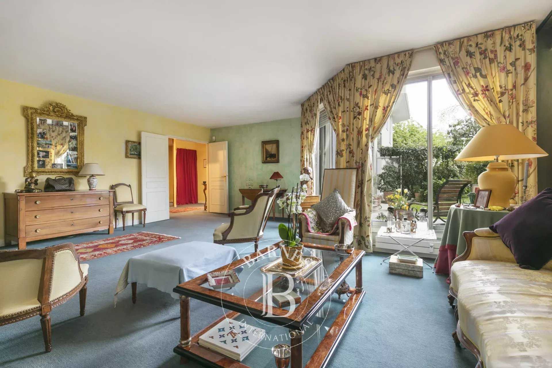 Piso Courbevoie  -  ref 86884334 (picture 1)