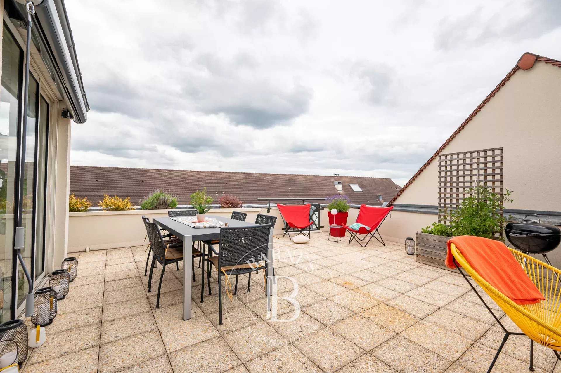 Appartement Rueil-Malmaison  -  ref 85946676 (picture 2)