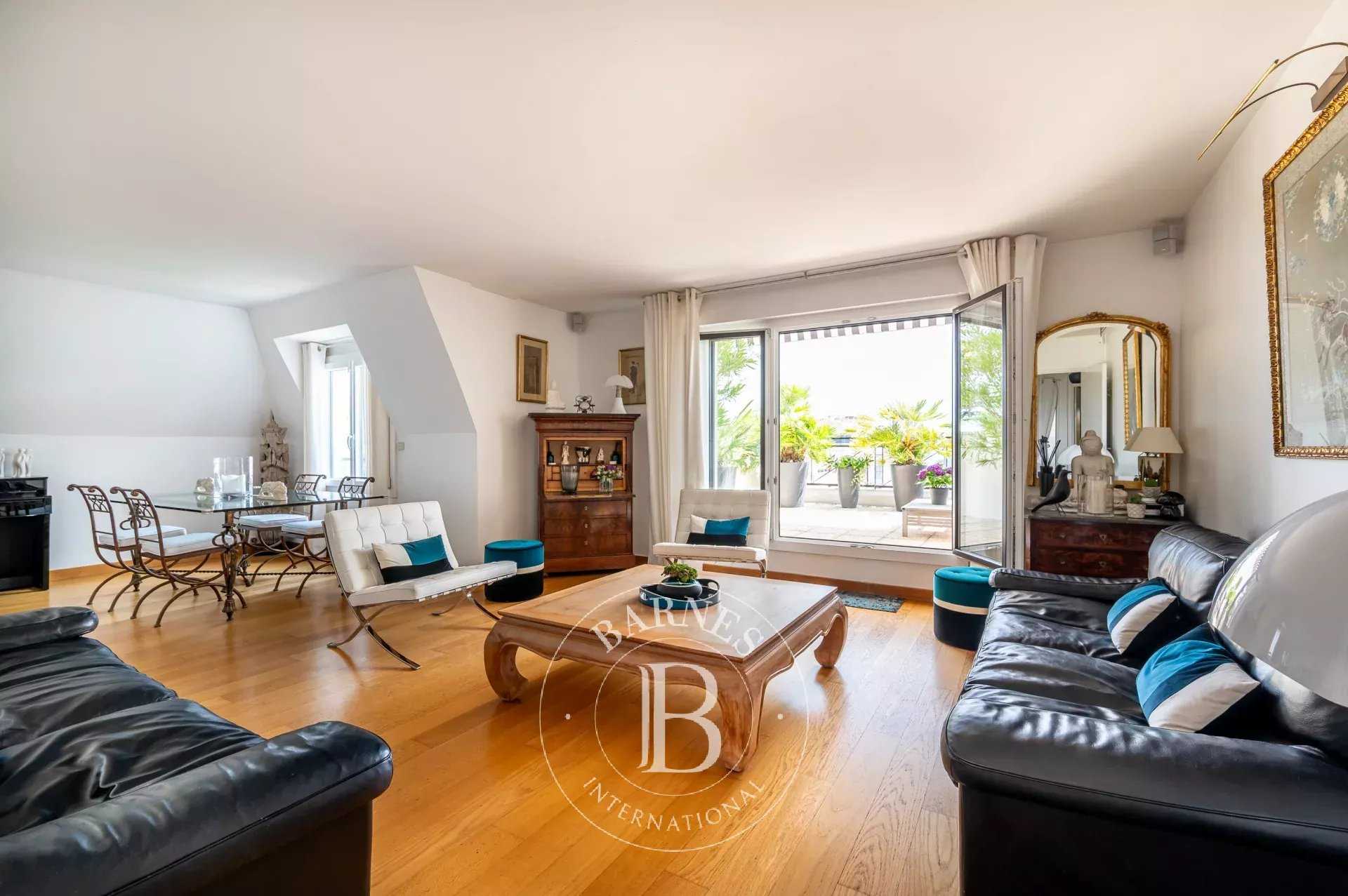 Appartement La Garenne-Colombes  -  ref 85993403 (picture 1)