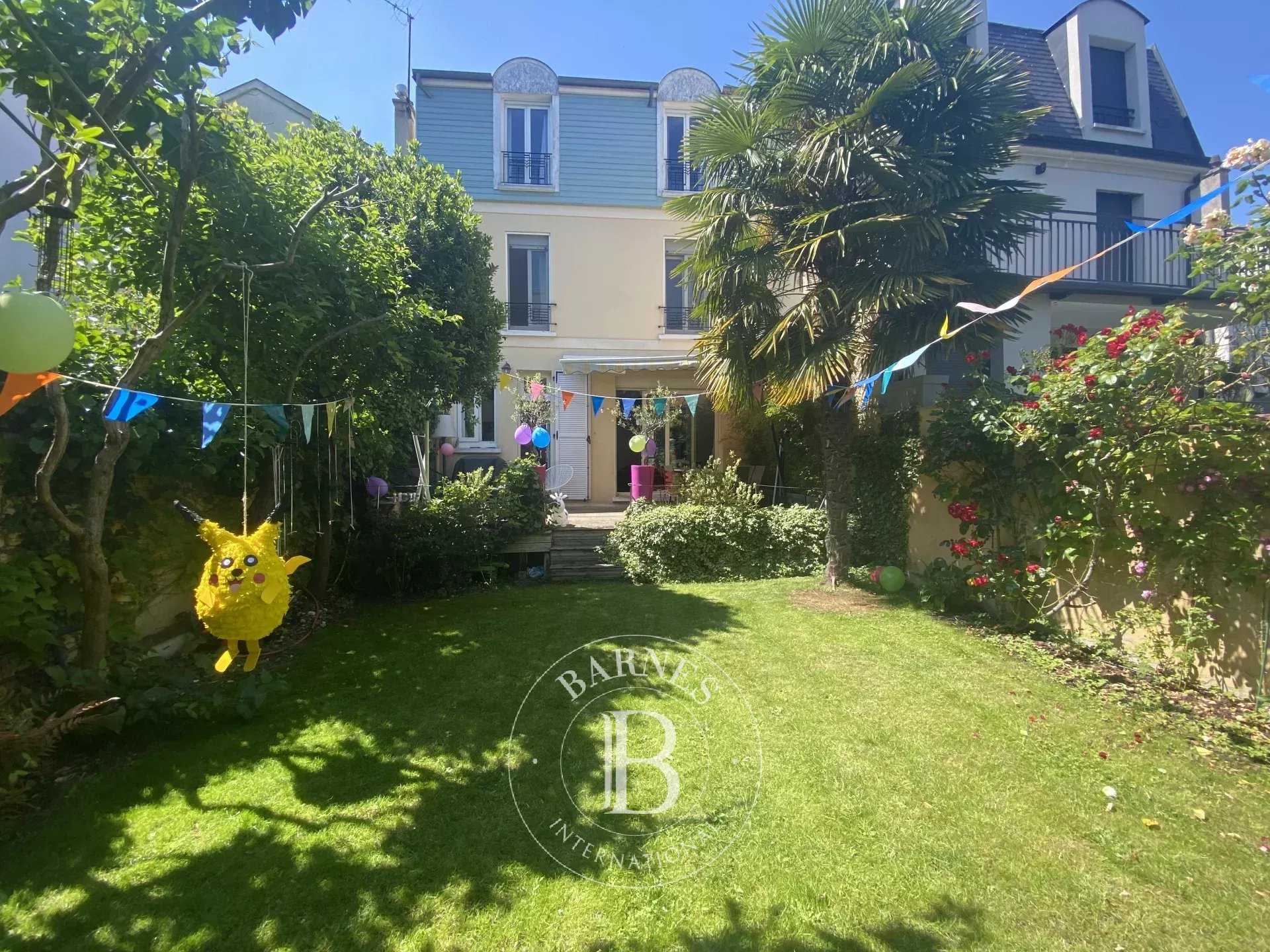 House Bois-Colombes  -  ref 85609350 (picture 1)