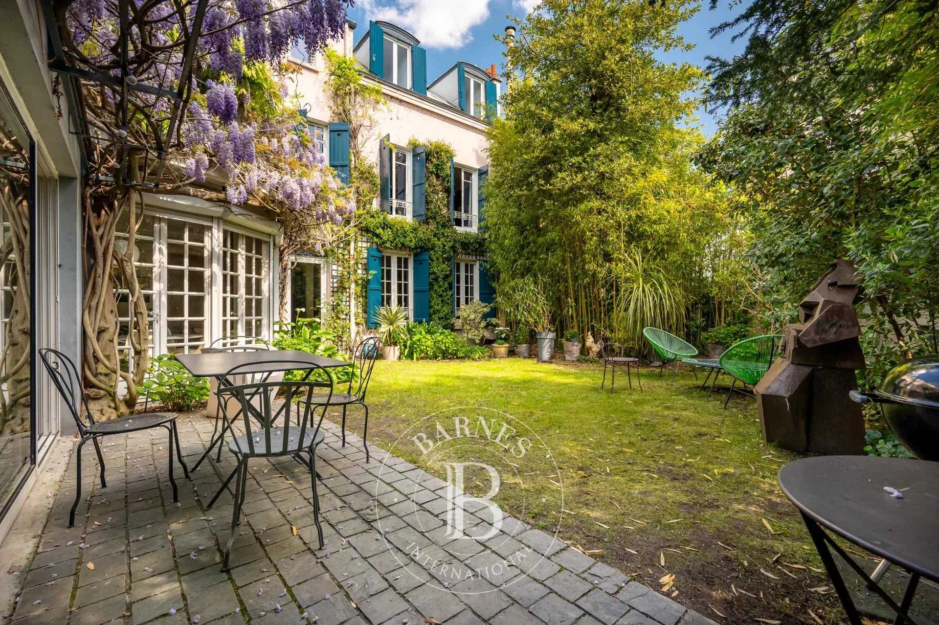 House Asnières-sur-Seine  -  ref 86905716 (picture 1)