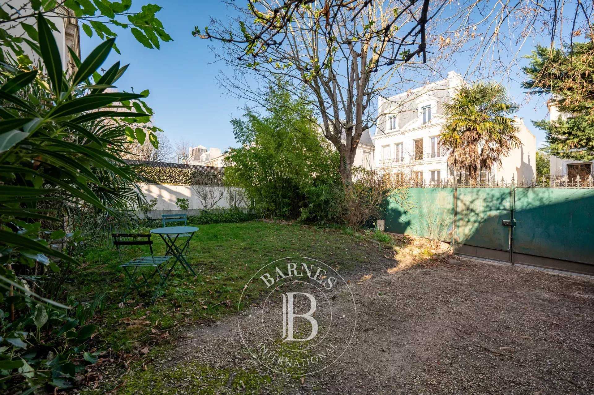 Hôtel particulier Asnières-sur-Seine  -  ref 85669945 (picture 3)