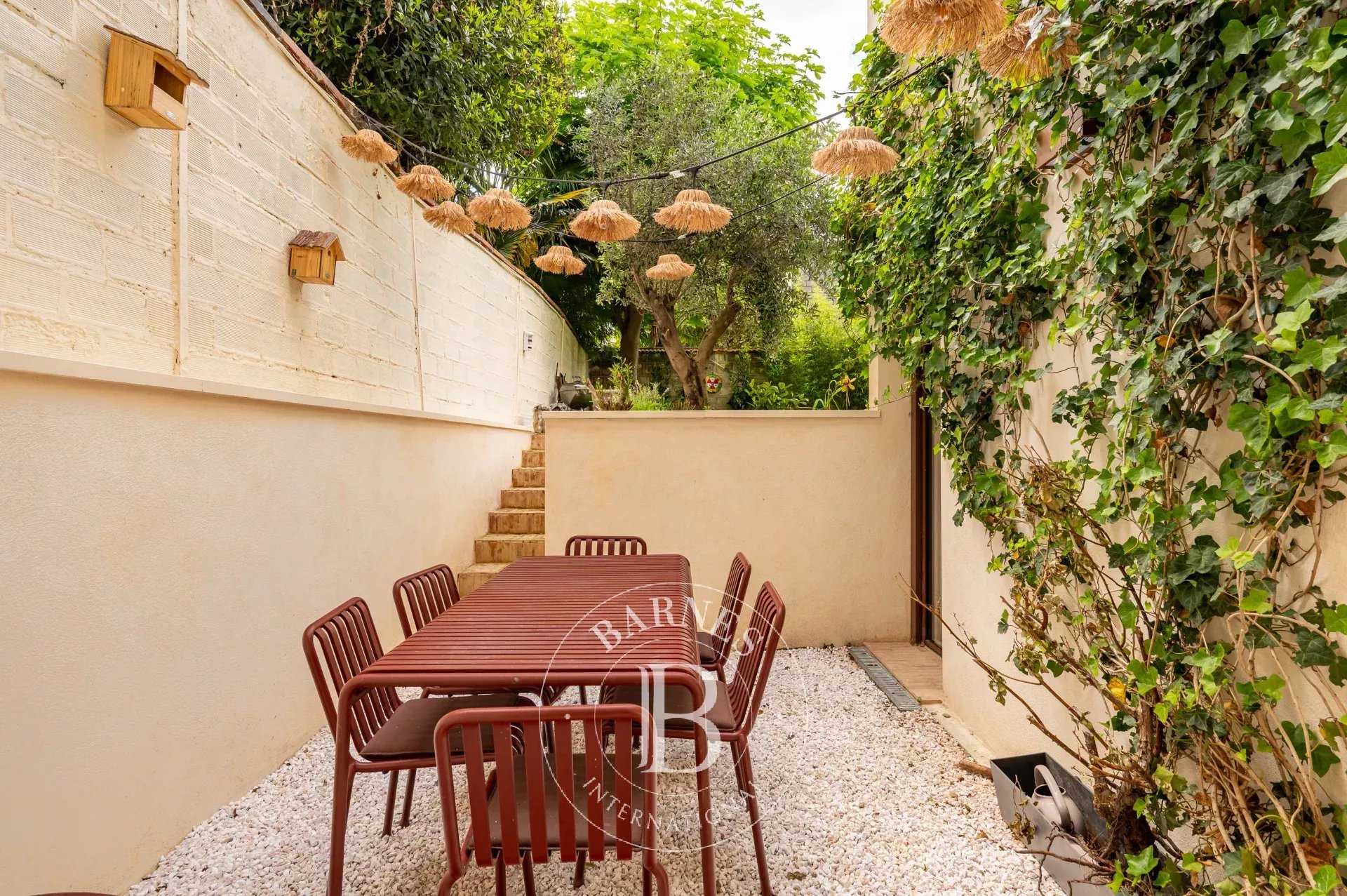 Maison Asnières-sur-Seine  -  ref 85929892 (picture 1)