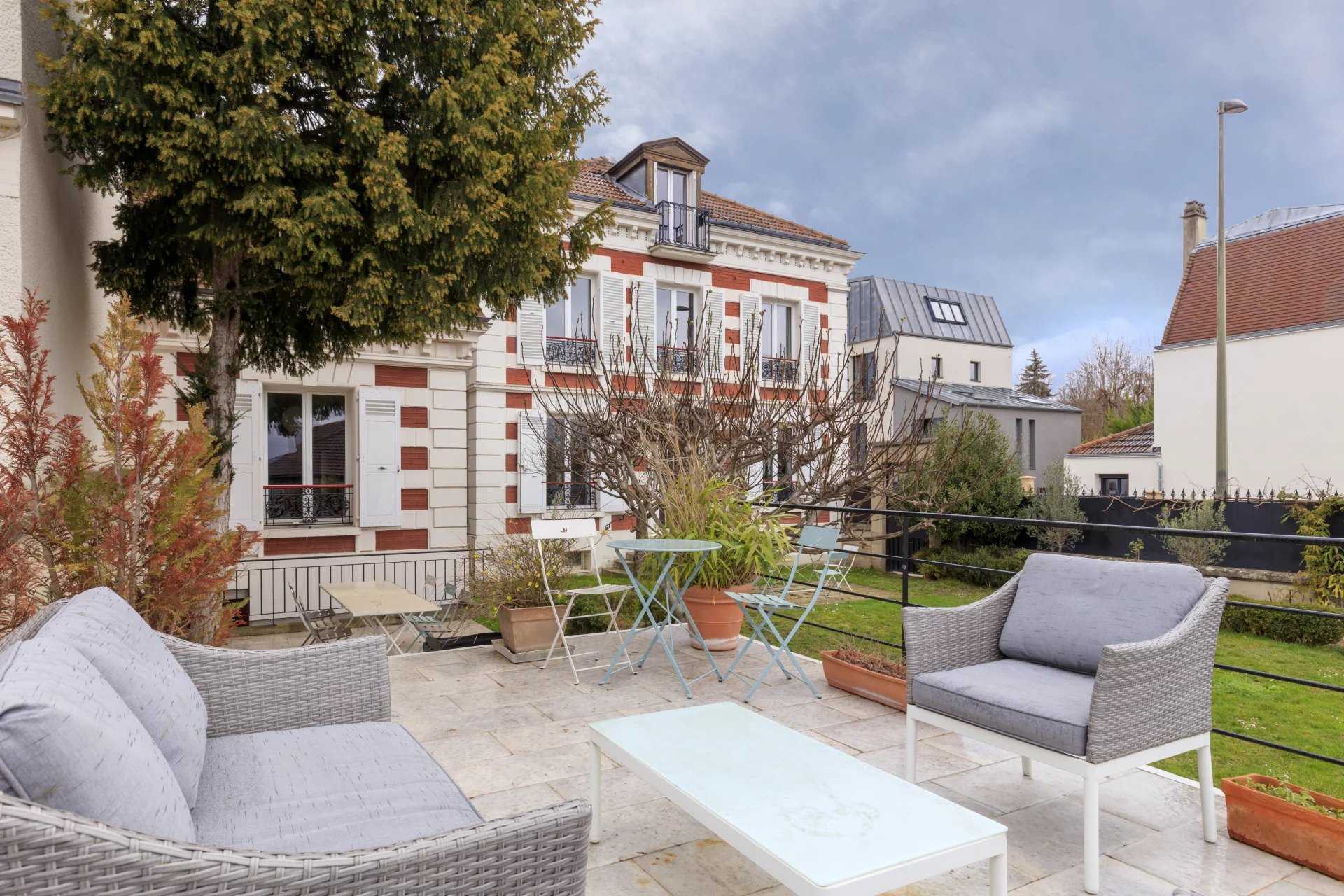 House Suresnes  -  ref 82218593 (picture 1)