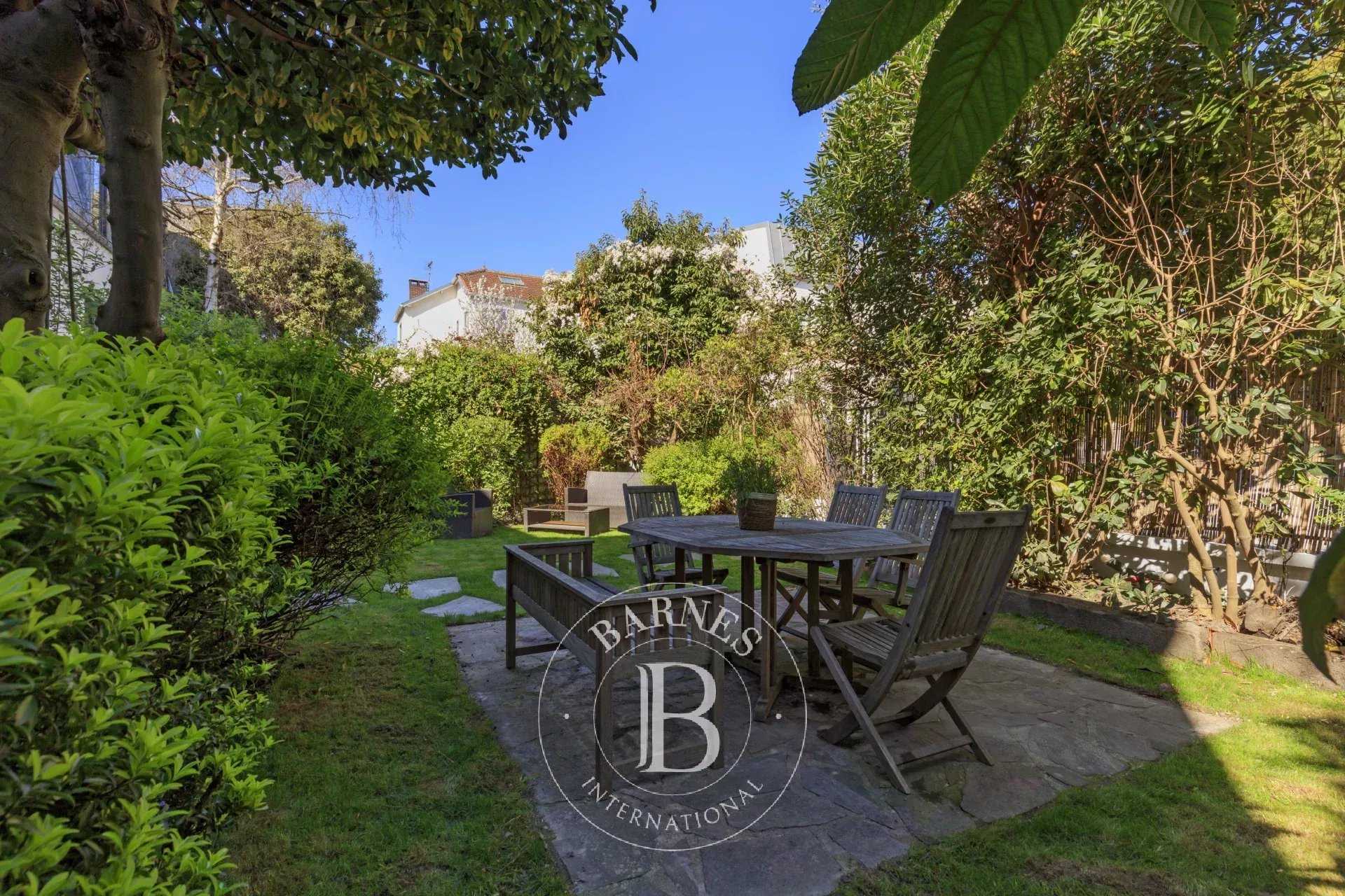 House Suresnes  -  ref 85271221 (picture 2)