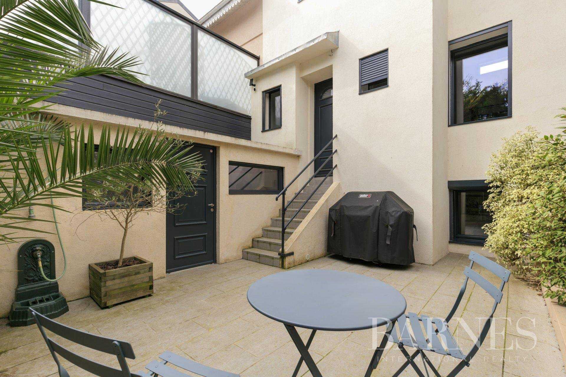 Townhouse Suresnes  -  ref 82251173 (picture 2)