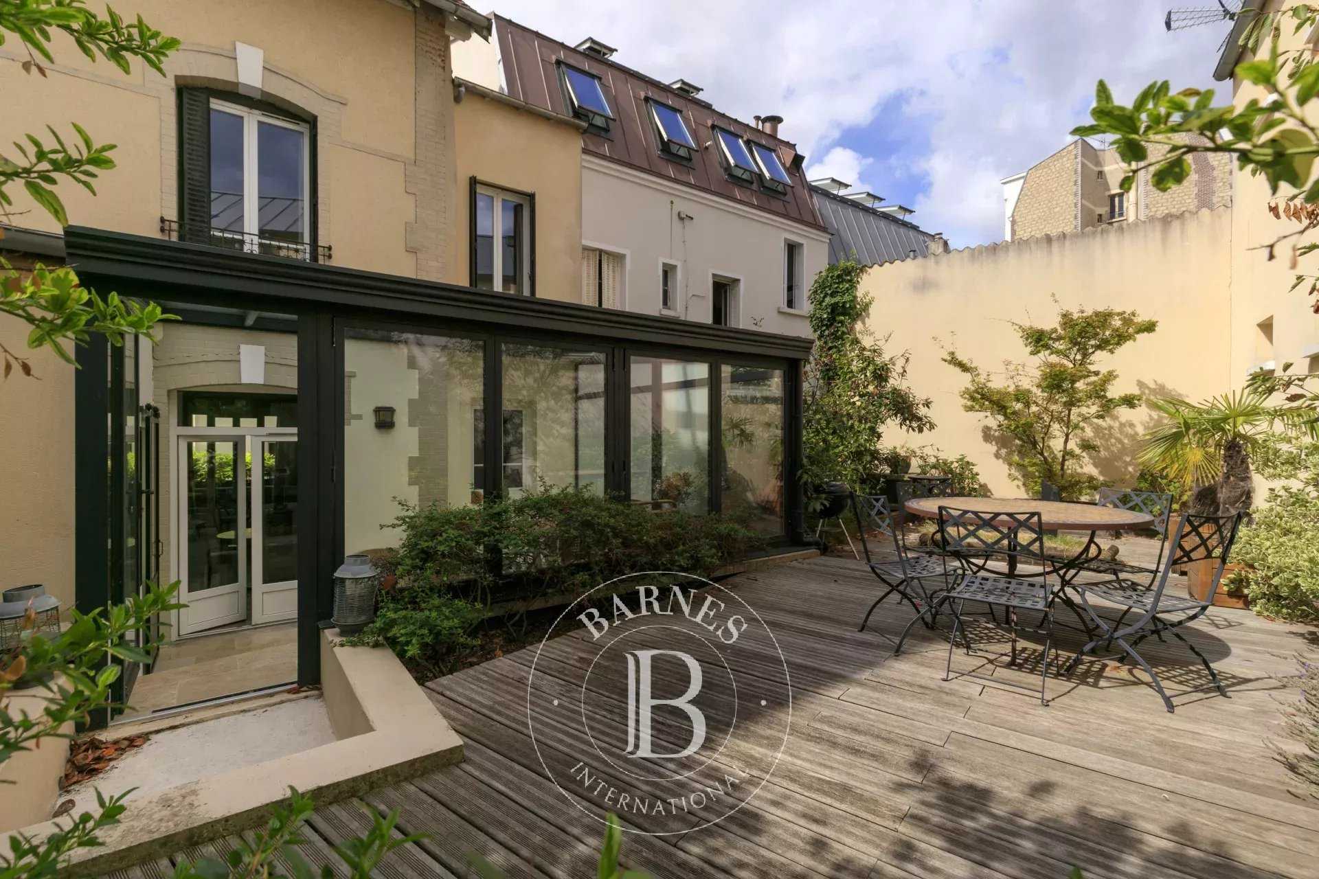 House La Garenne-Colombes  -  ref 86105222 (picture 1)