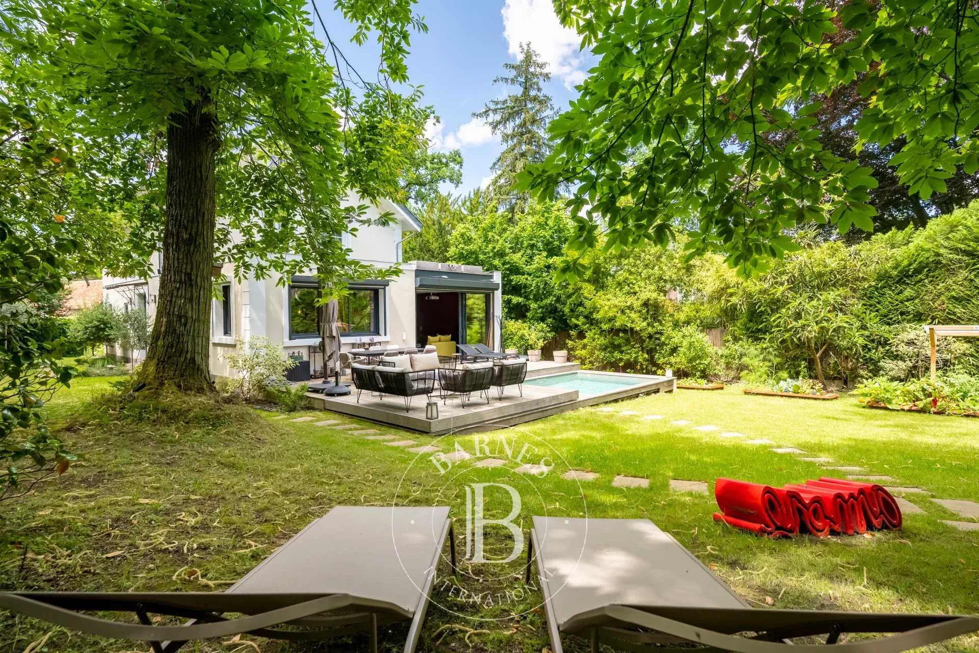 Maison Rueil-Malmaison  -  ref 85062442 (picture 2)