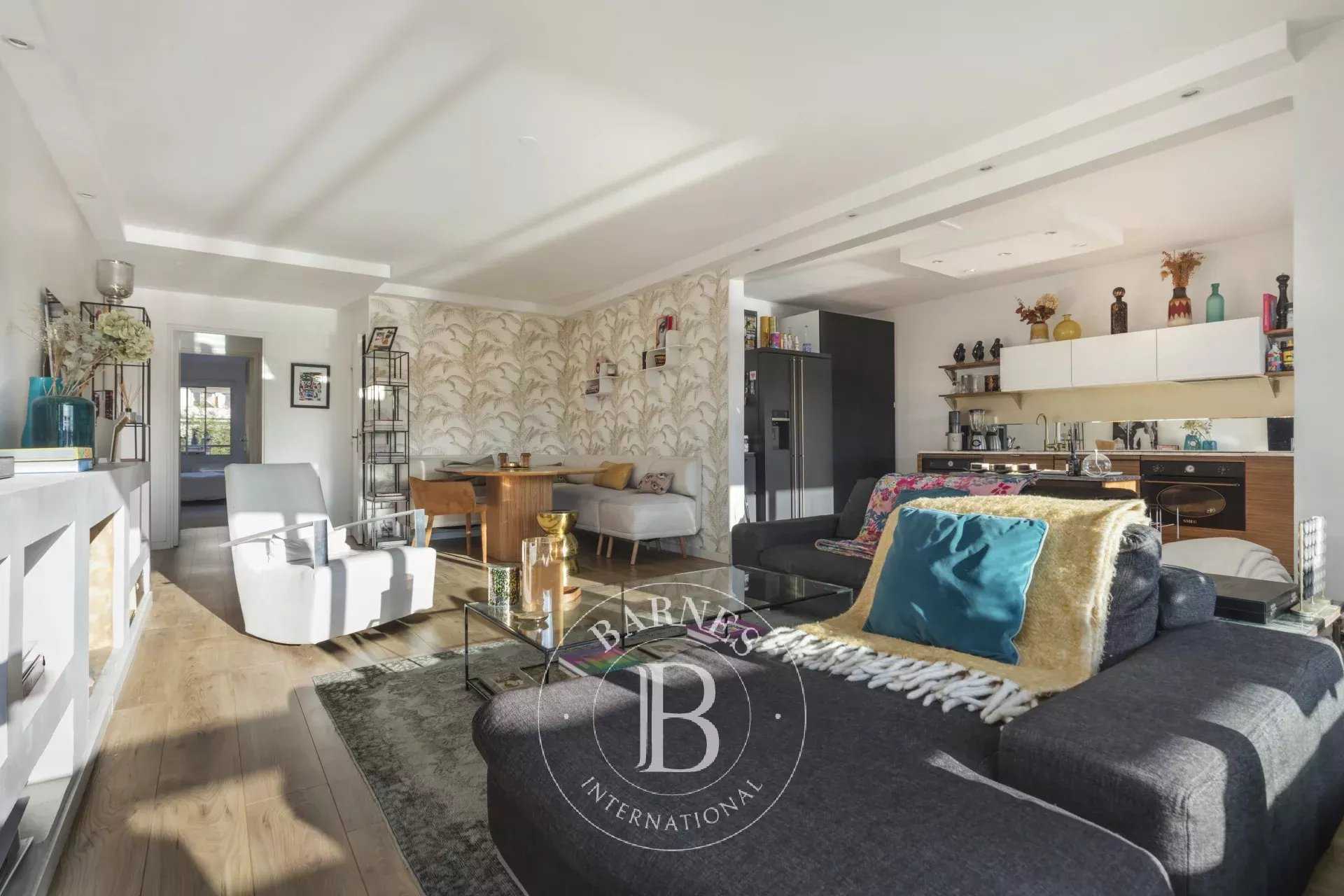 Appartement Courbevoie  -  ref 86700835 (picture 2)