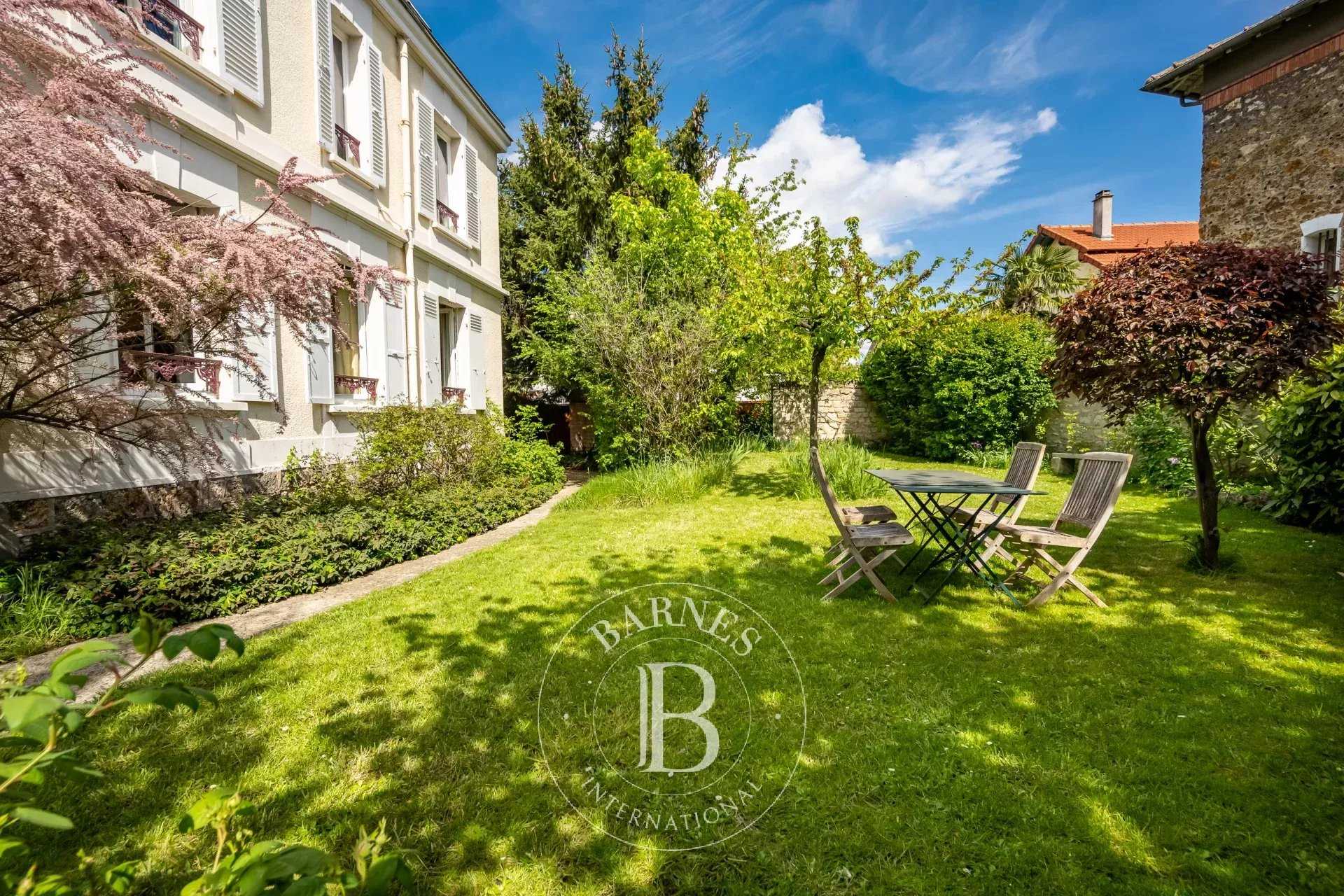 Maison Asnières-sur-Seine  -  ref 8118482 (picture 1)