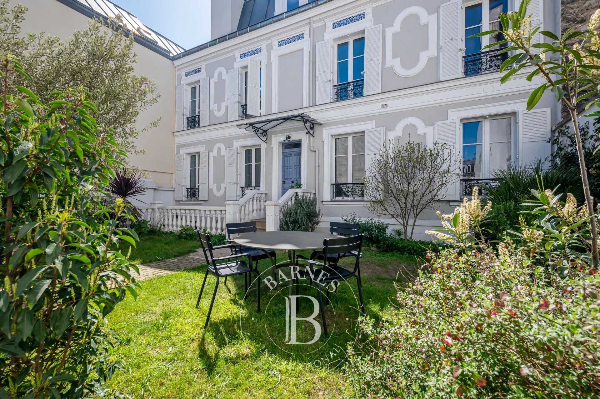 Casa Asnières-sur-Seine  -  ref 85604339 (picture 1)