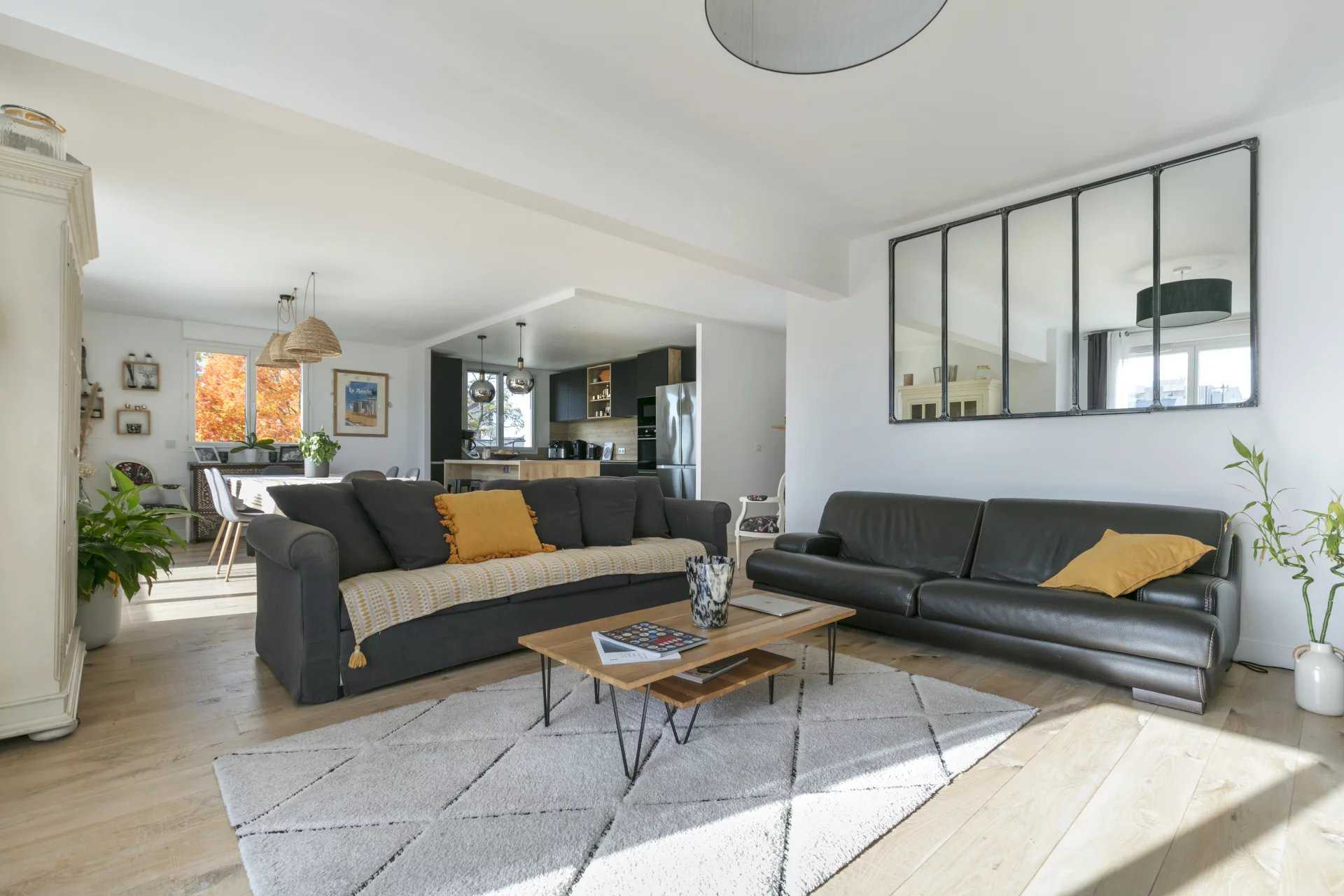 Appartement Courbevoie  -  ref 86388798 (picture 2)