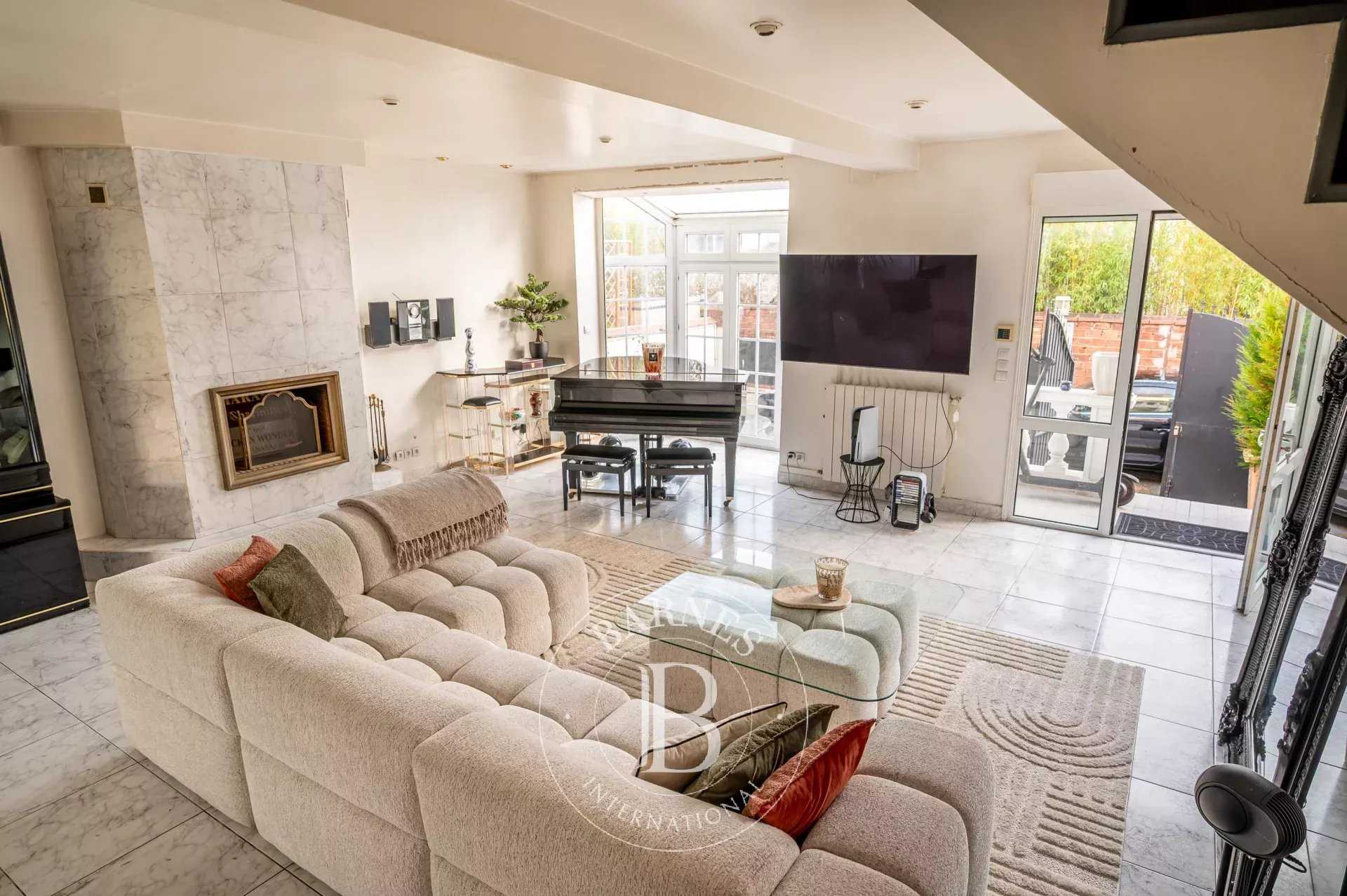 Maison Colombes  -  ref 86505903 (picture 1)