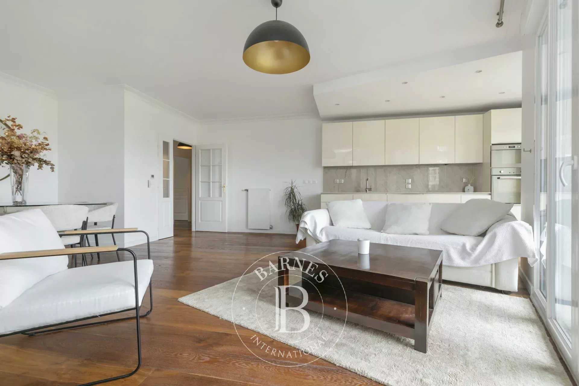 Appartement Puteaux  -  ref 85956433 (picture 3)